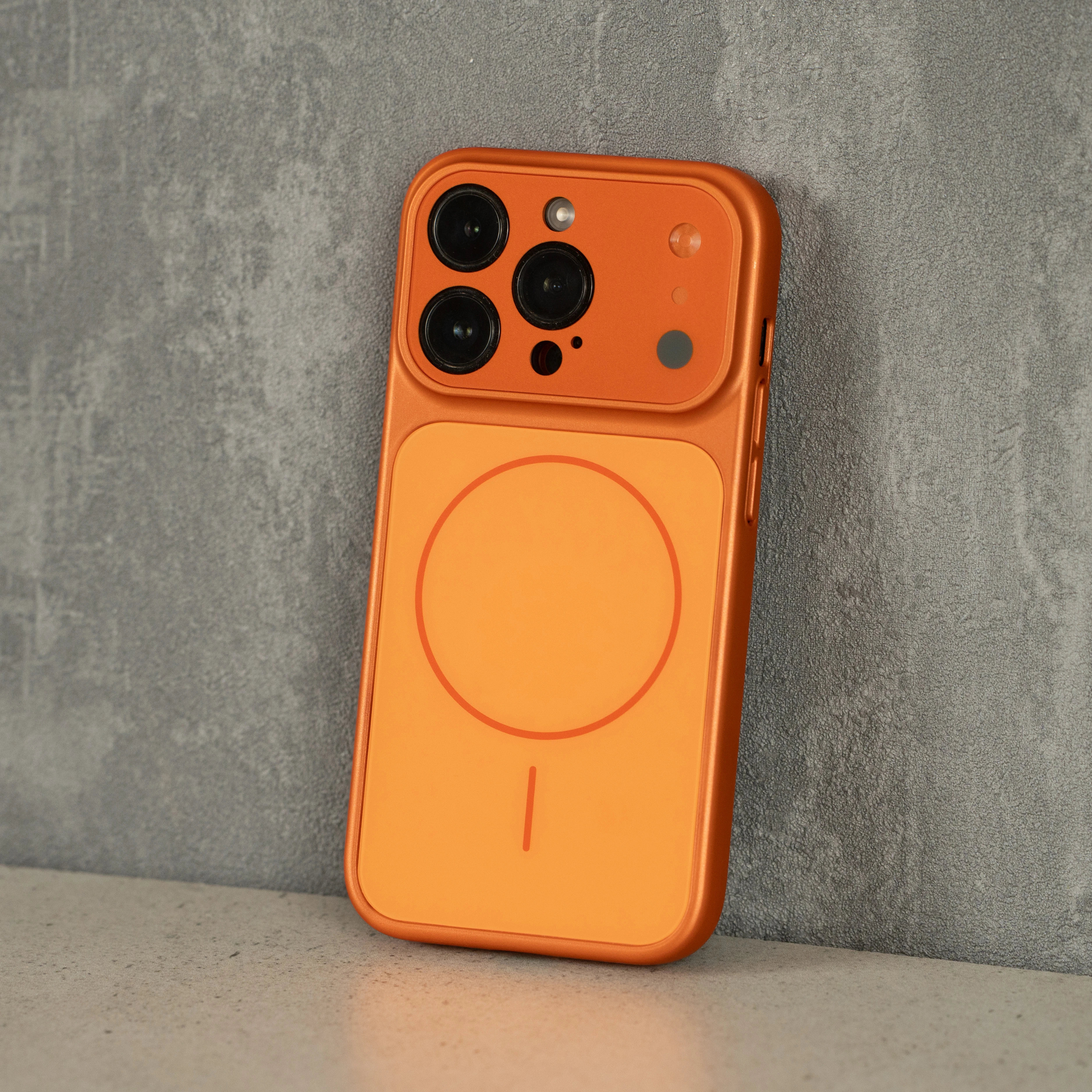 CHANGE MAGSAFE KILIF COSMIC ORANGE 