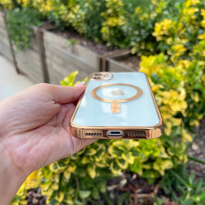 Kamera Korumalı MagSafe Kılıf Gold