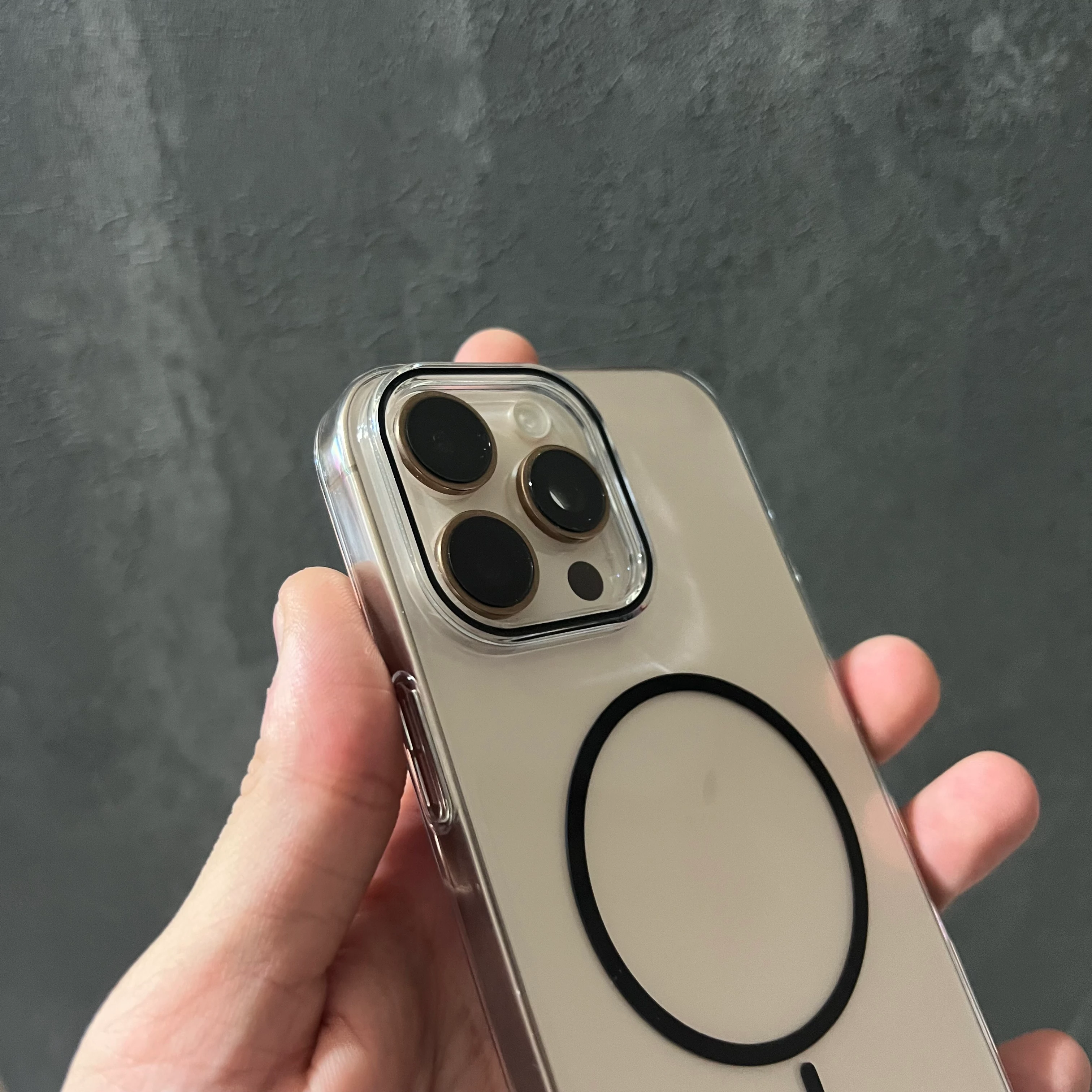 İNCE MAGSAFE SARARMAZ KILIF SİYAH