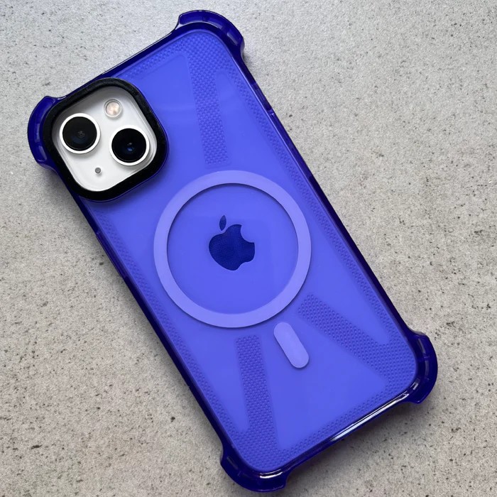 Köşeli MAGSAFE Kılıf