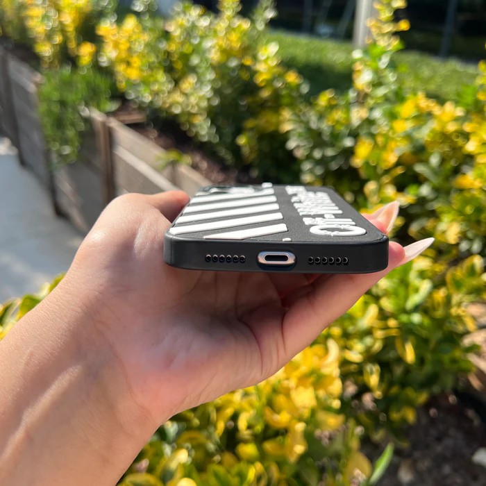 BLACK OFF WHITE Kabartmalı Telefon Kılıfı
