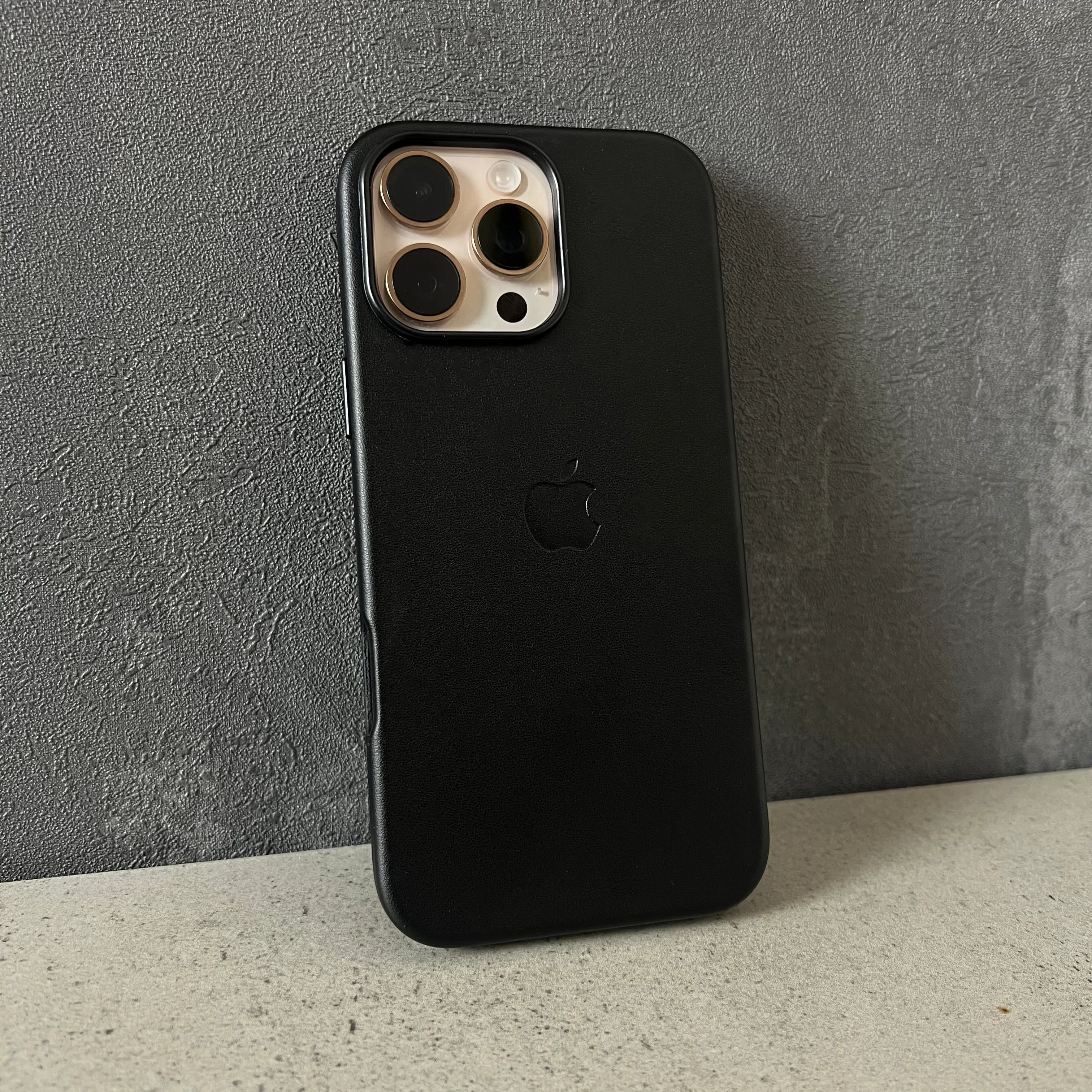 DERİ LANSMAN MAGSAFE SİYAH