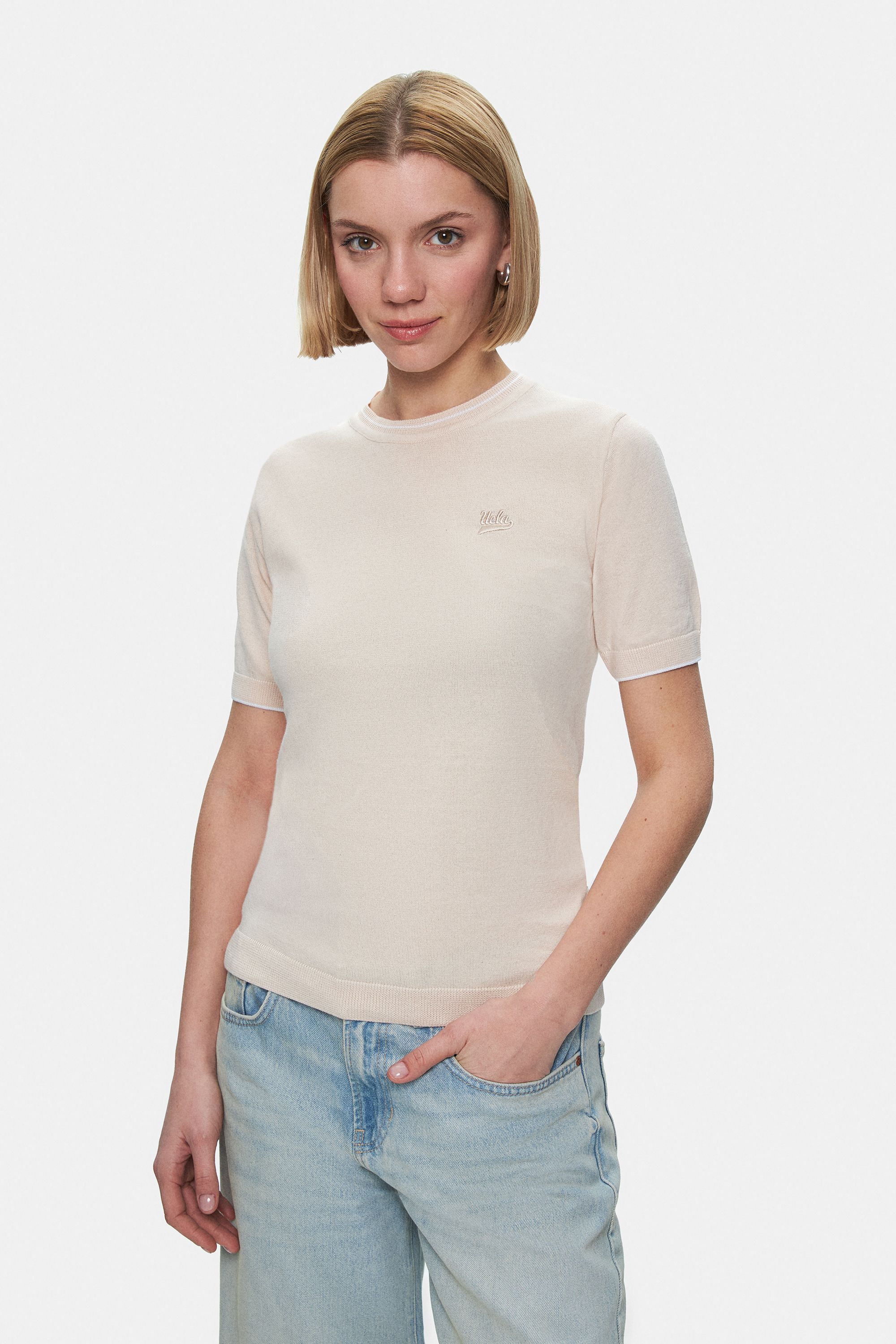 JENNY Kemik Rengi Bisiklet Yaka Triko Nakışlı Standard Fit Kadın Tshirt