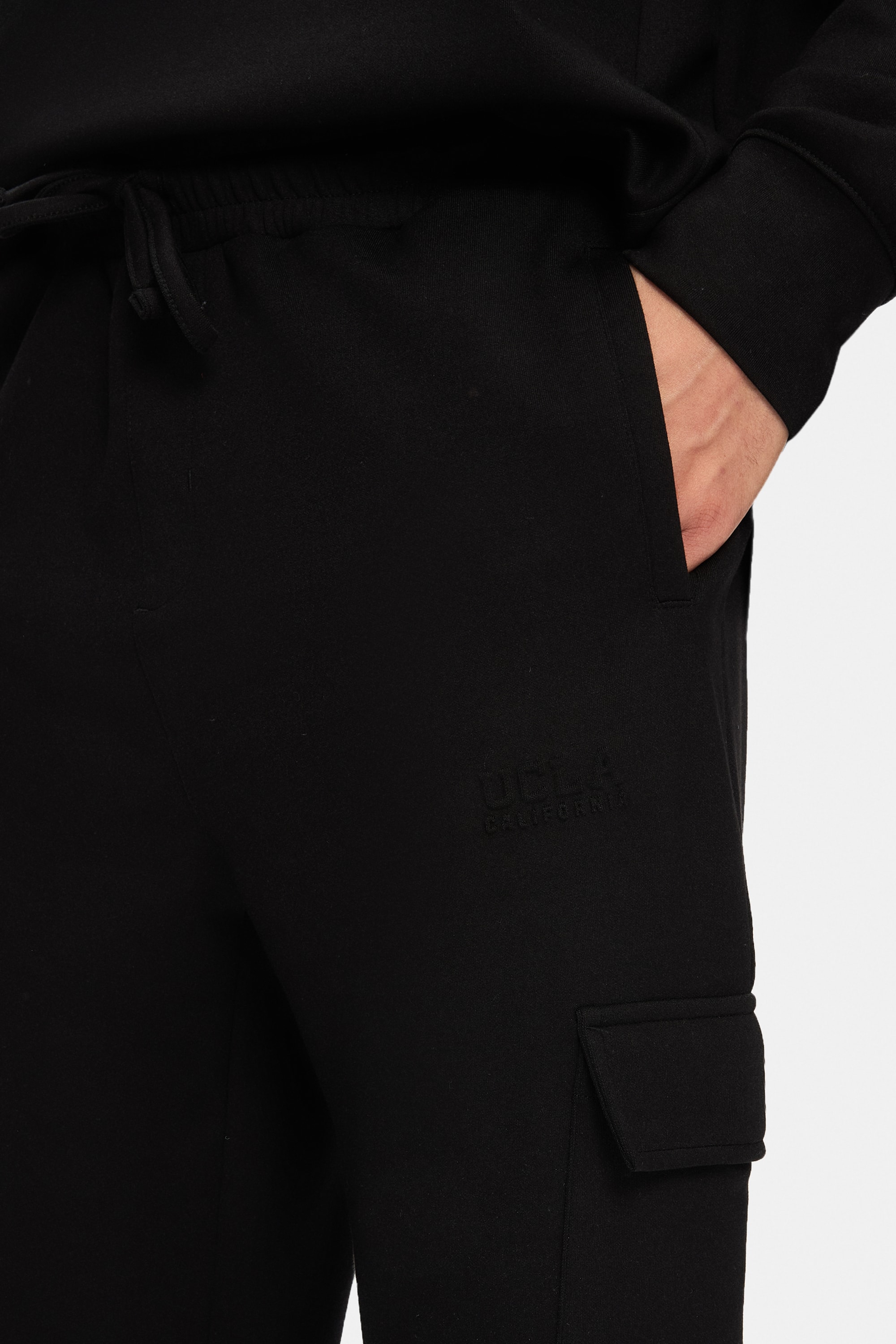 DALEY Siyah Kargo Cepli Gofre Baskı Standard Fit Erkek Eşofman Alt