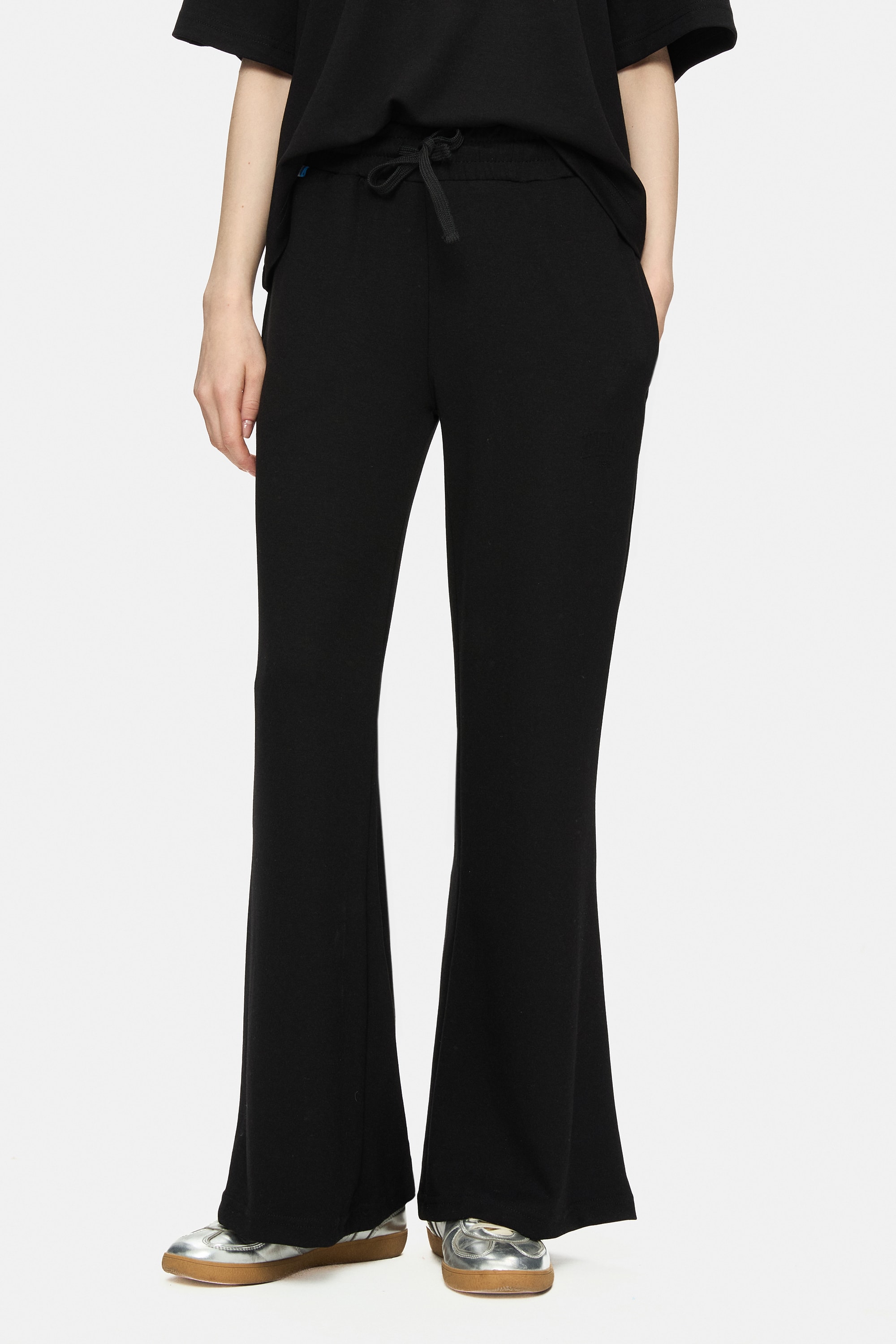 URANIA Siyah İspanyol Paça Gofre Baskı Loose Fit Kadın Eşofman Alt