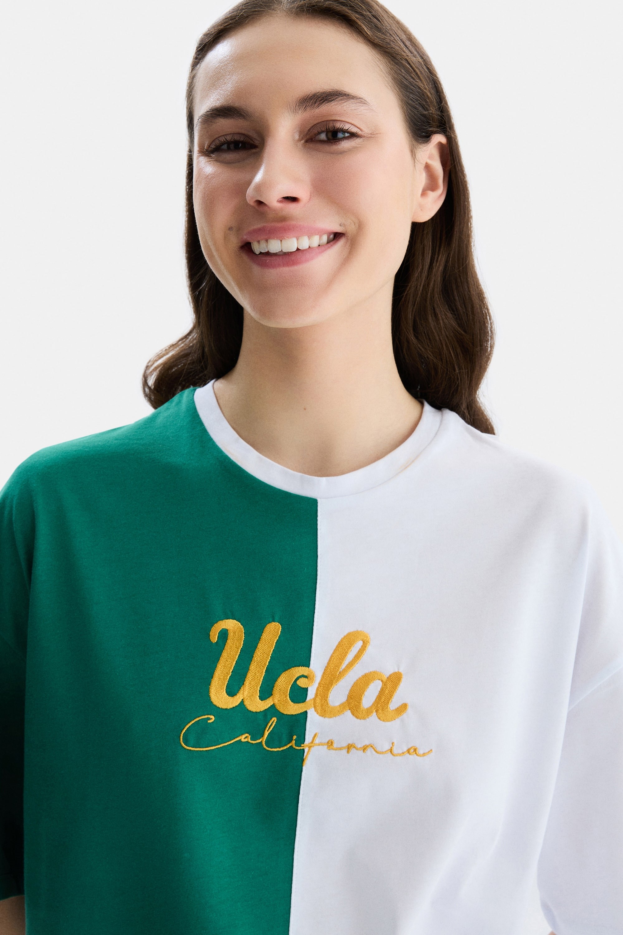 FELIZ Yeşil Bisiklet Yaka Nakışlı Oversize Kadın Tshirt