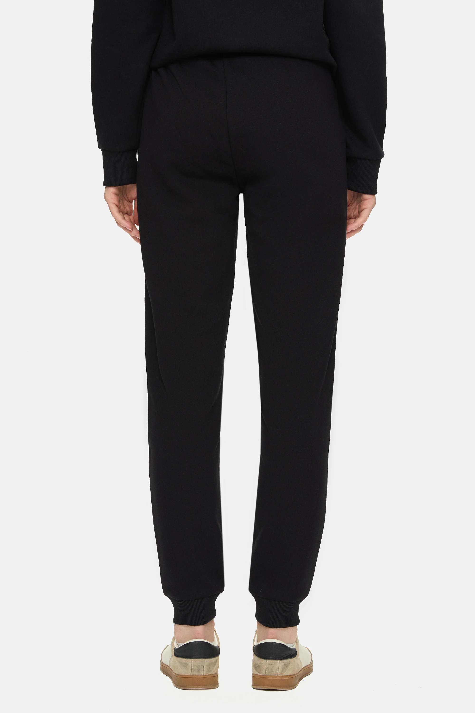 MARAIS Siyah Daralan Kesim Paçası Lastikli Şardonlu Nakışlı Standard Fit Kadın Eşofman Altı