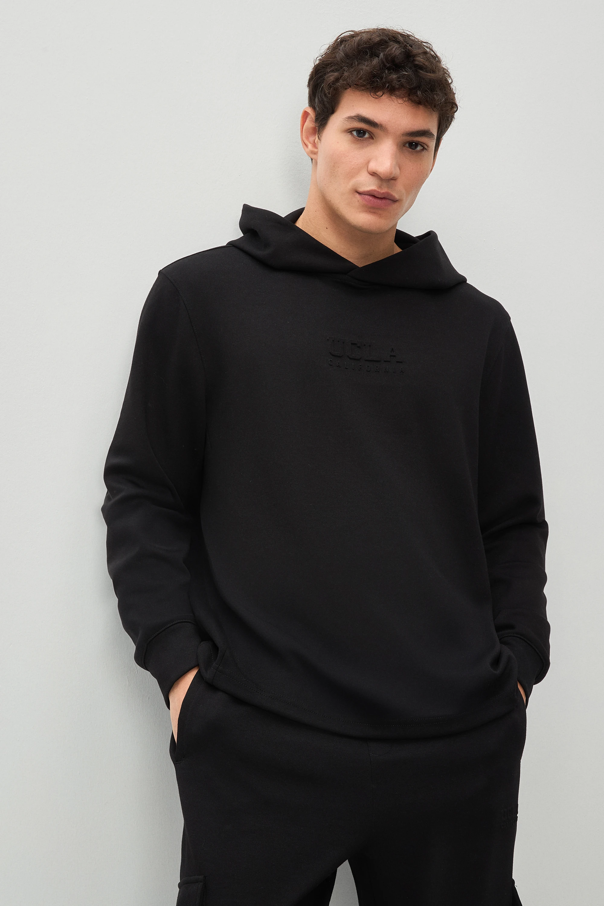 WINFREY Siyah Kapüşonlu Gofre Baskılı Modal Kumaş Standard Fit Erkek Sweatshirt