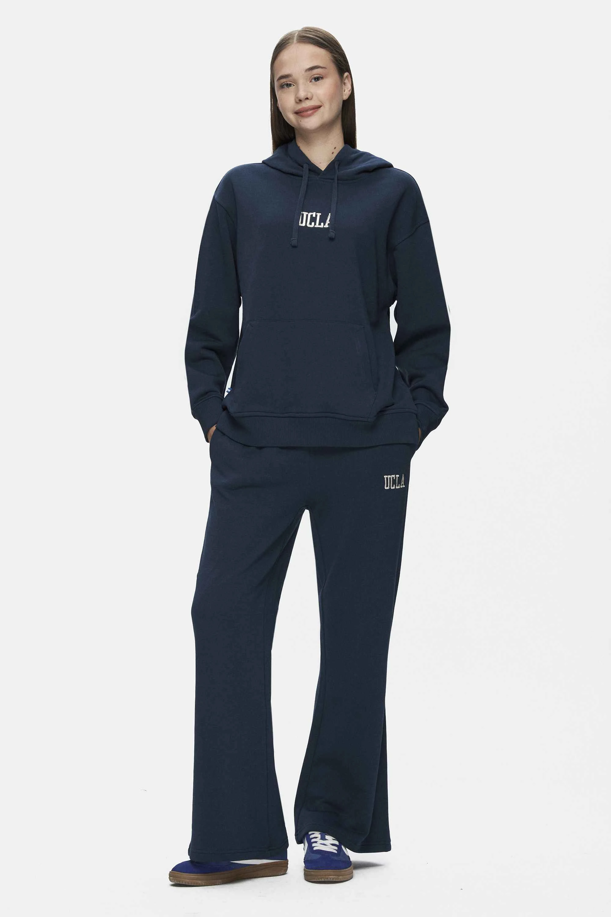 DAPHNE Lacivert İspanyol Paça Nakışlı Standard Fit Kadın Eşofman Altı