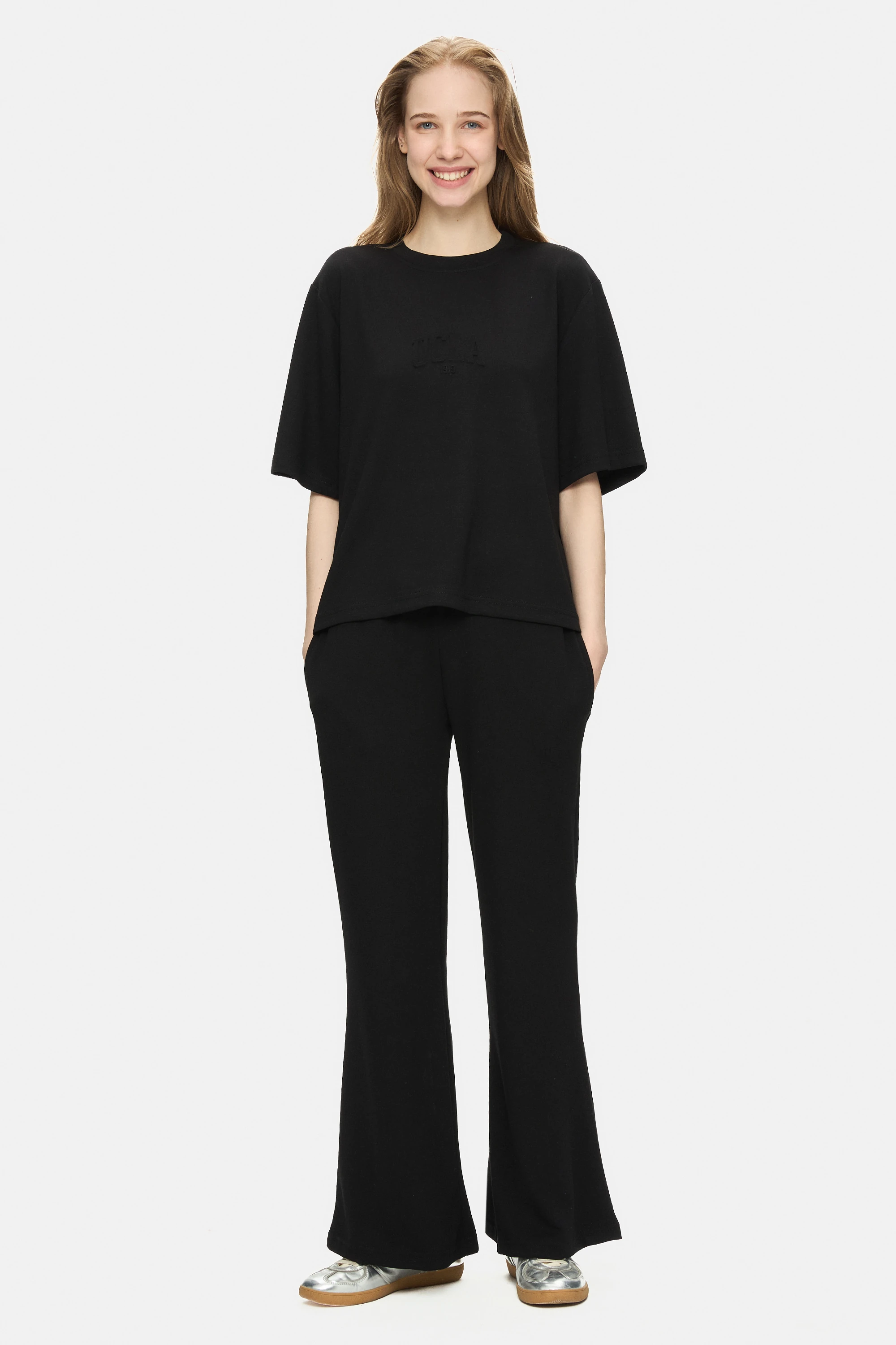 JAYLA Siyah Bisiklet Yaka Gofre Baskılı Modal Kumaş Loose Fit Kadın Tshirt