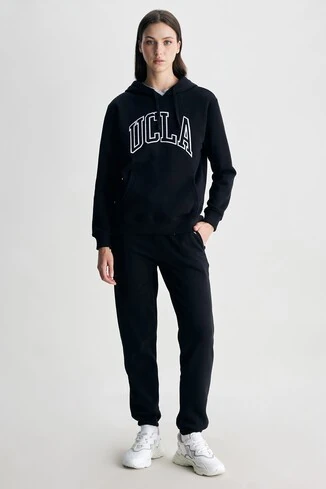 JULES Siyah Rahat Paça Nakışlı Şardonlu Standard Fit Kadın Eşofman Altı