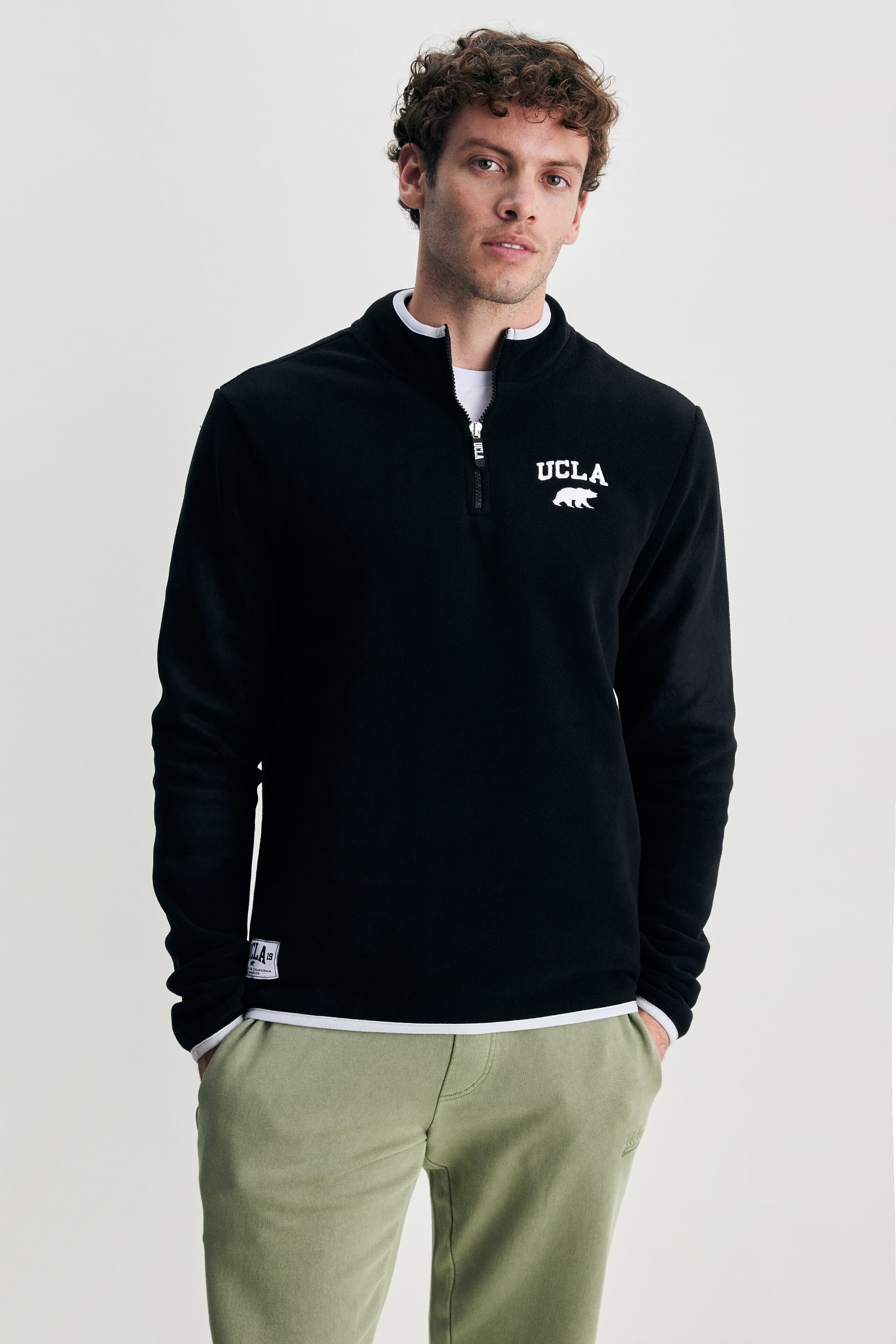 CORNING Siyah Yarım Fermuarlı Nakışlı Polar Standard Fit Erkek Sweatshirt