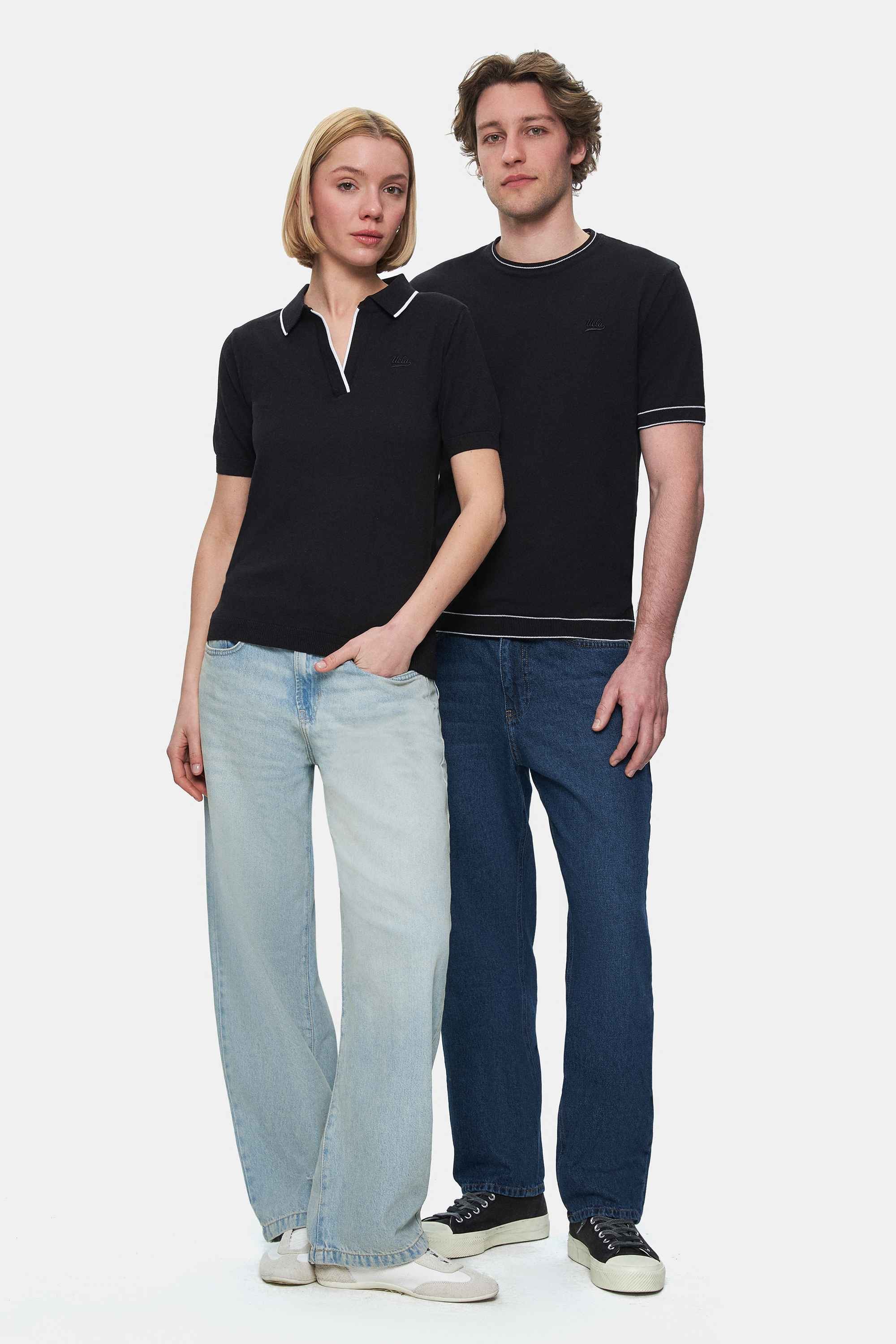 SASHA Siyah Polo Yaka Triko Nakışlı Standard Fit Kadın Tshirt