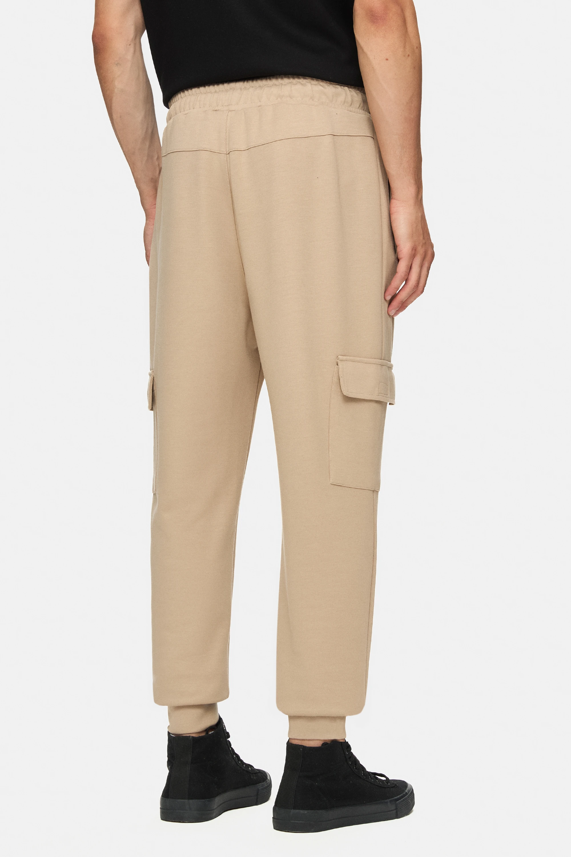 DALEY Koyu Bej Kargo Cepli Gofre Baskı Standard Fit Erkek Eşofman Altı