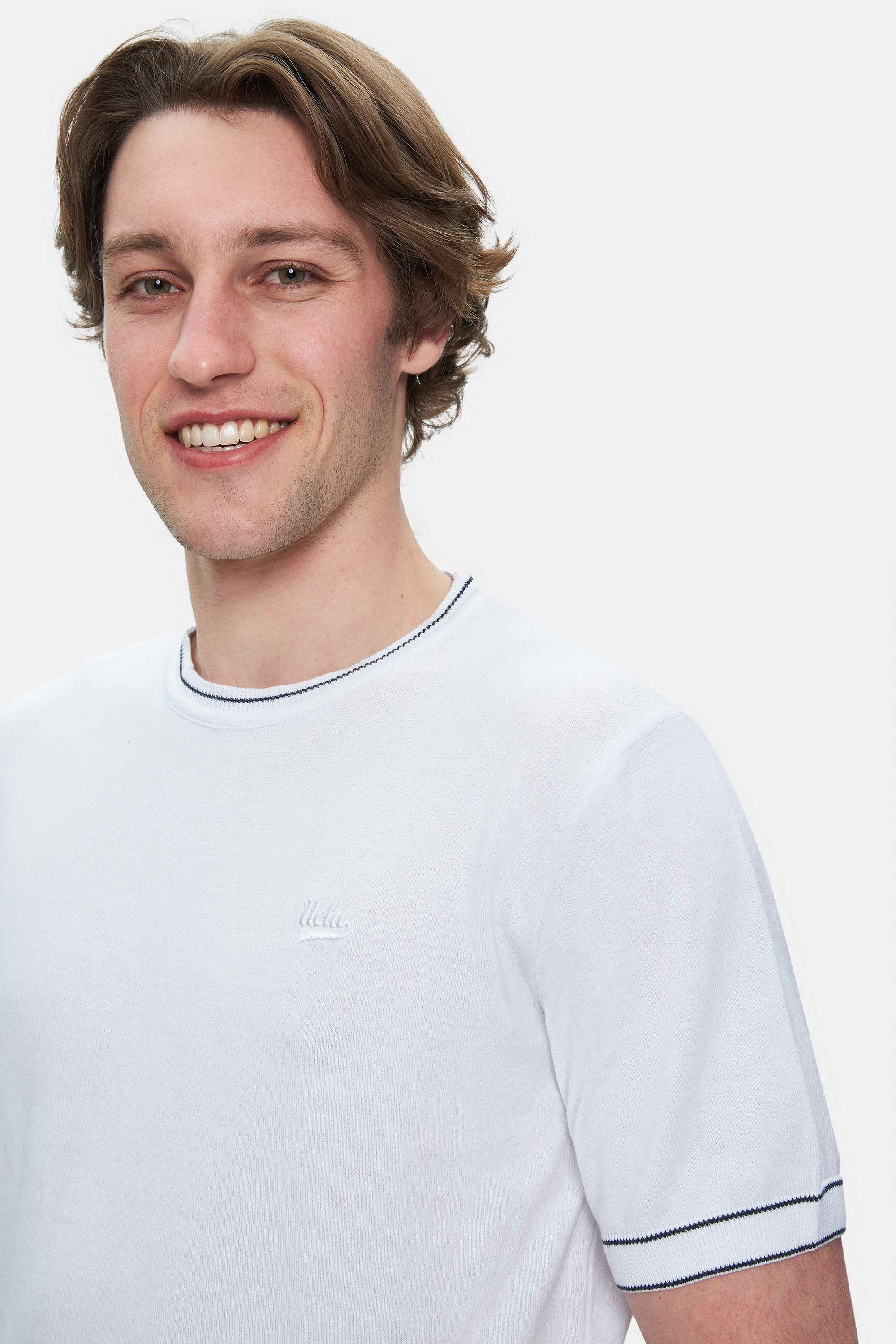 FARED Beyaz Bisiklet Yaka Triko Nakışlı Standard Fit Erkek Tshirt