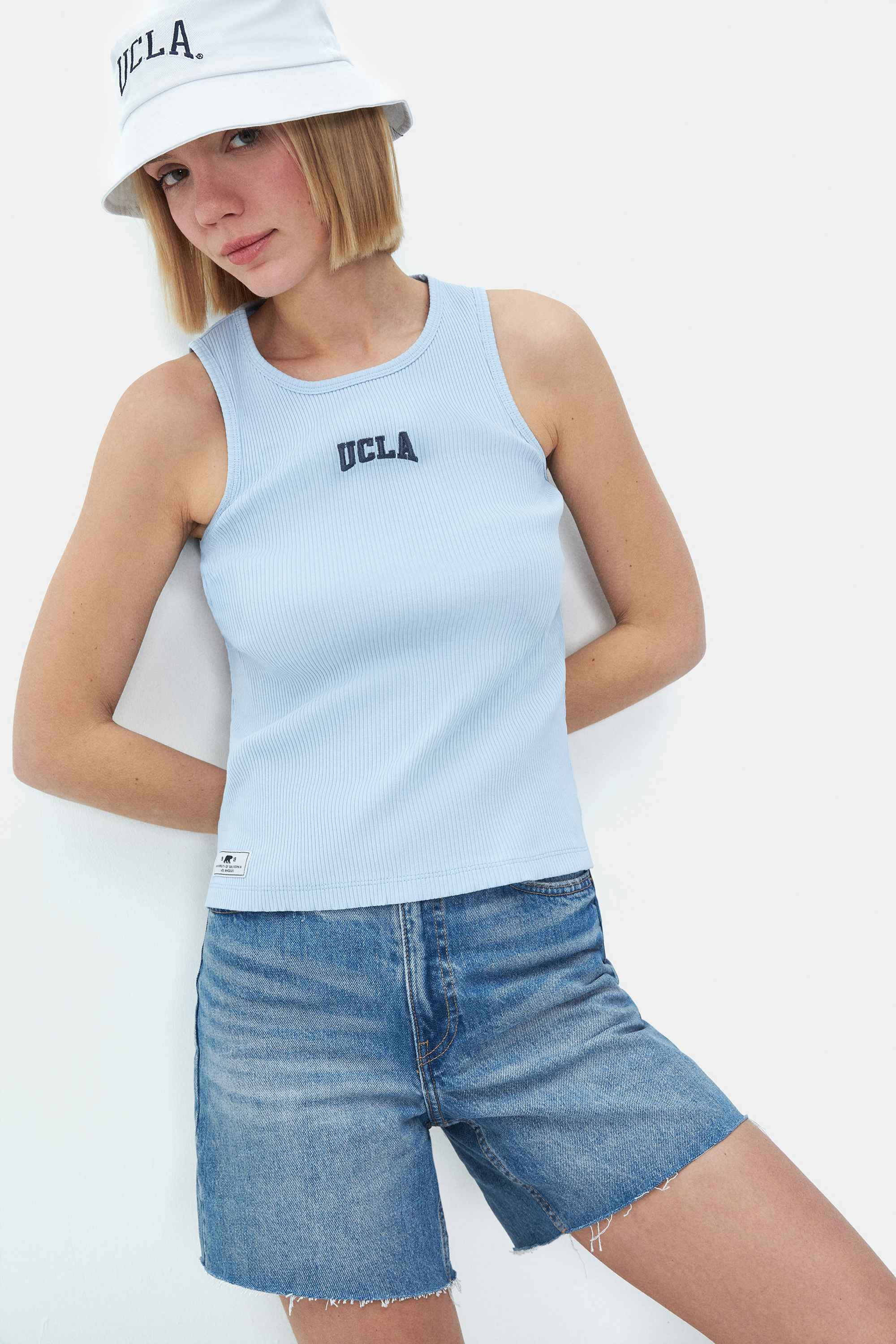 SALINAS Gök Mavi Sıfır Kol Nakışlı Standard Fit Kadın Tshirt