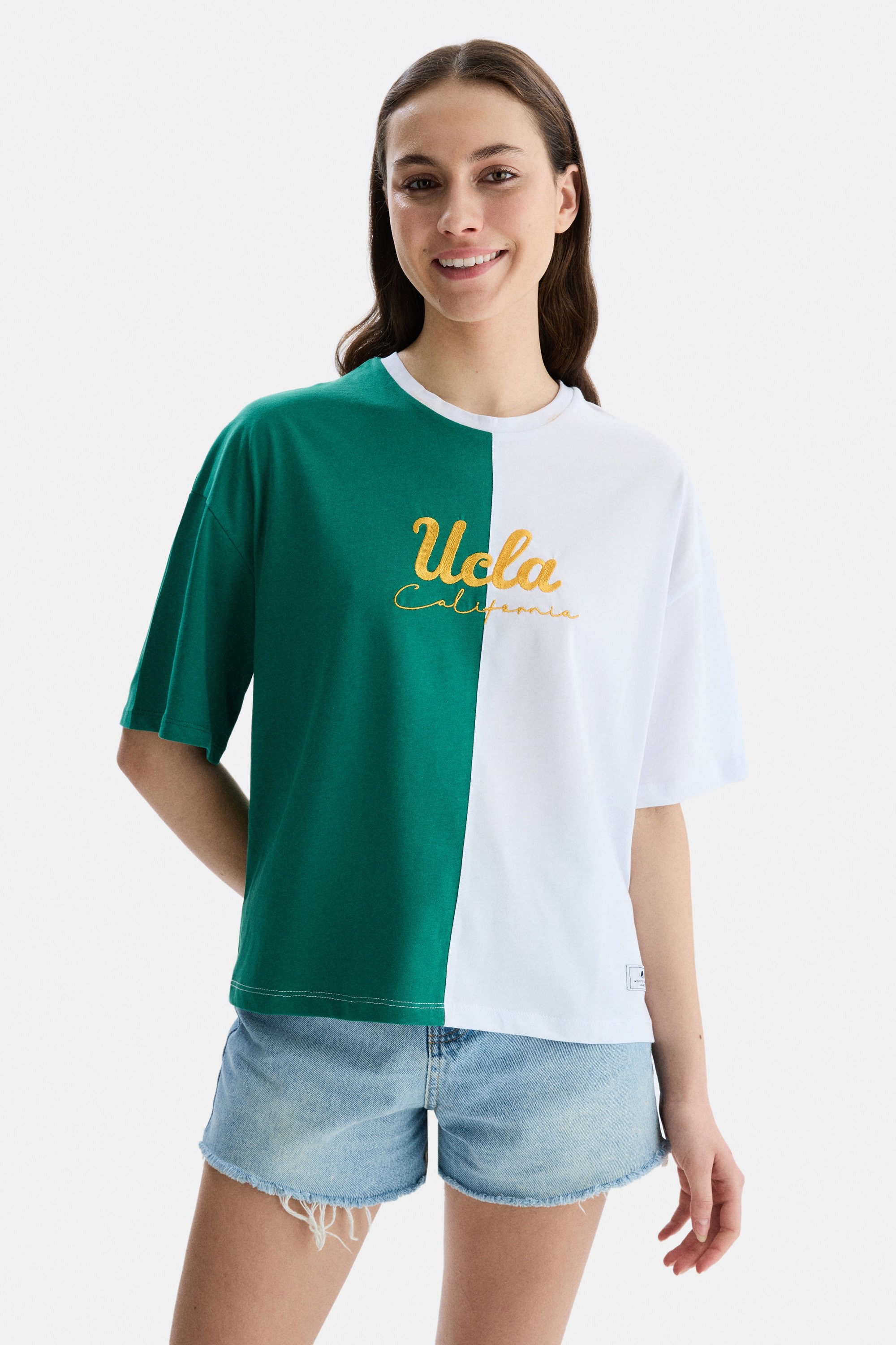 FELIZ Yeşil Bisiklet Yaka Nakışlı Oversize Kadın Tshirt