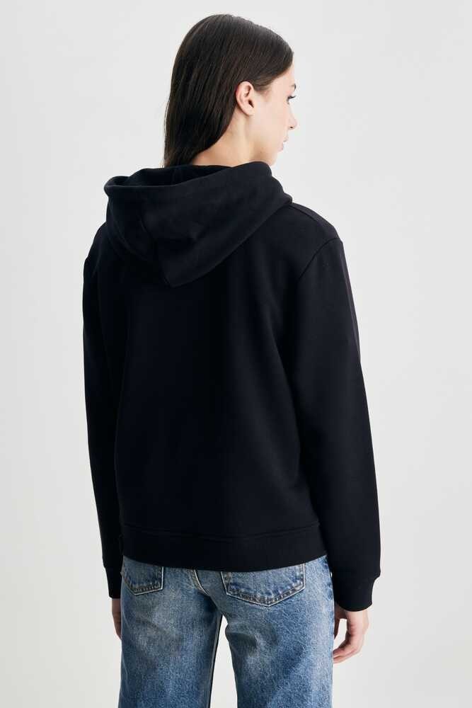 DEBORAH Siyah Kapüşonlu Nakışlı Standard Fit Kadın Sweatshirt
