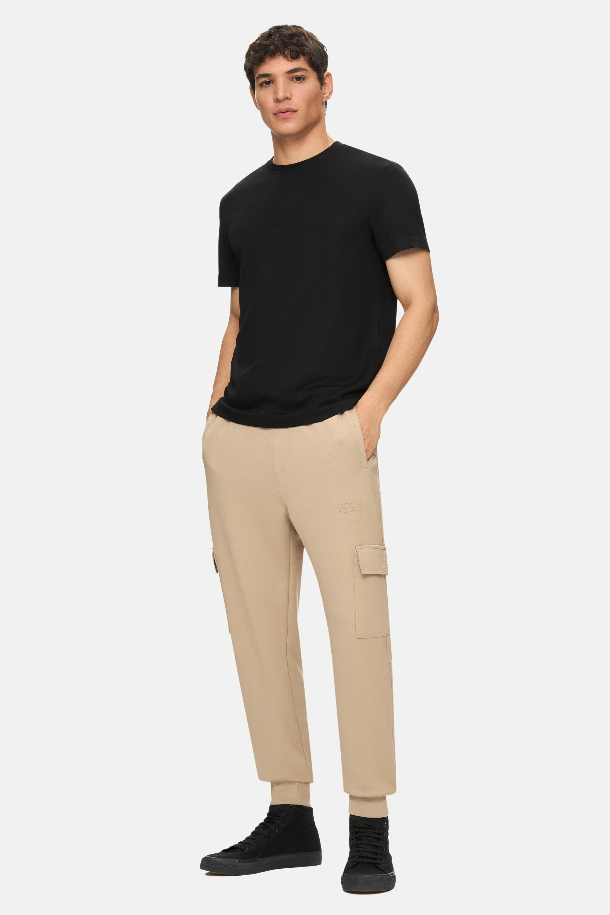 CANARY Siyah Bisiklet Yaka Gofre Baskılı Modal Kumaş Standard Fit Erkek Tshirt