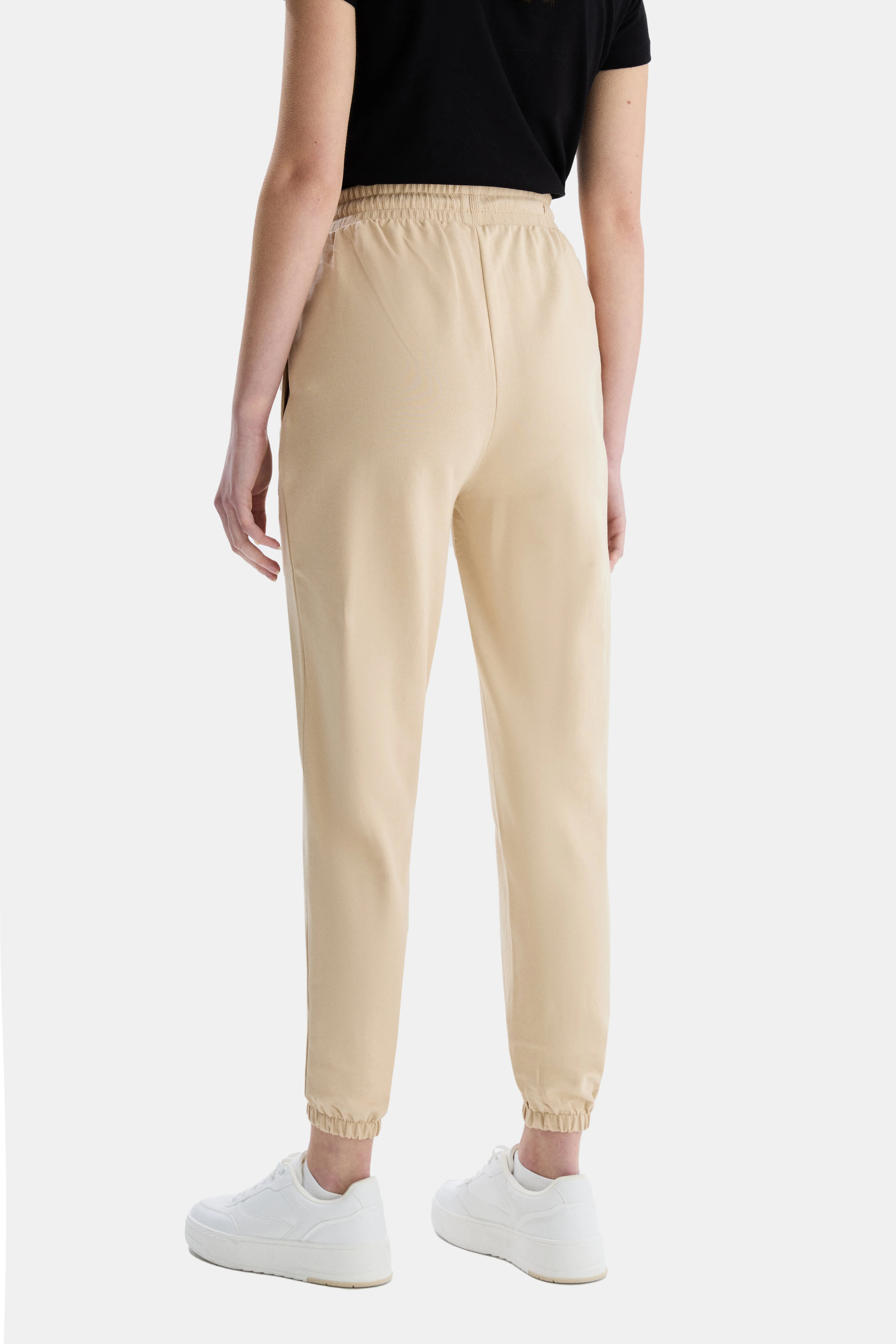 JEZEBEL Sütlü Kahve Paçası Lastikli Nakışlı Standard Fit Kadın Eşofman Altı