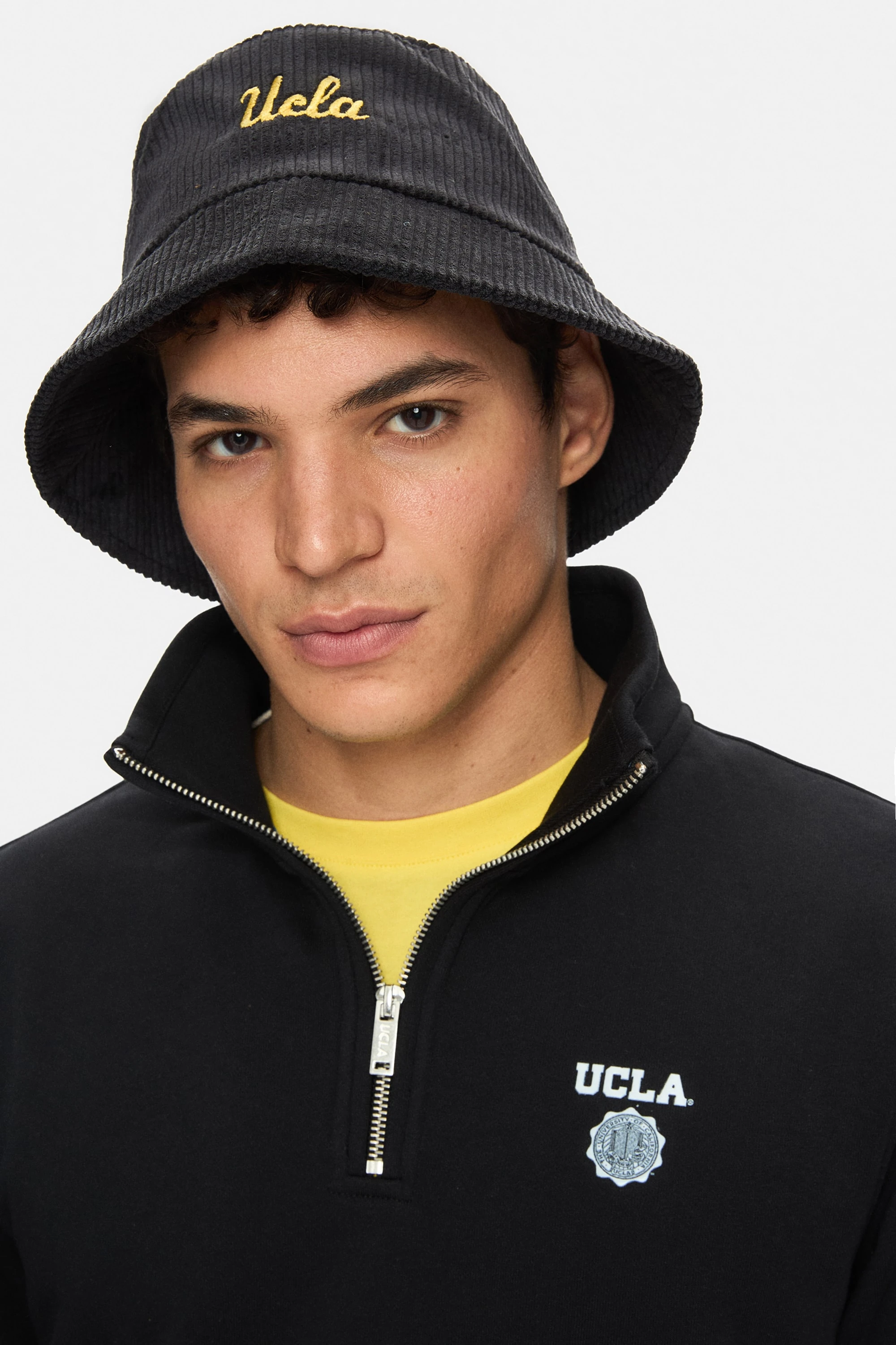 CARRIE Siyah Bucket-Kadife Nakışlı - Unisex Şapka