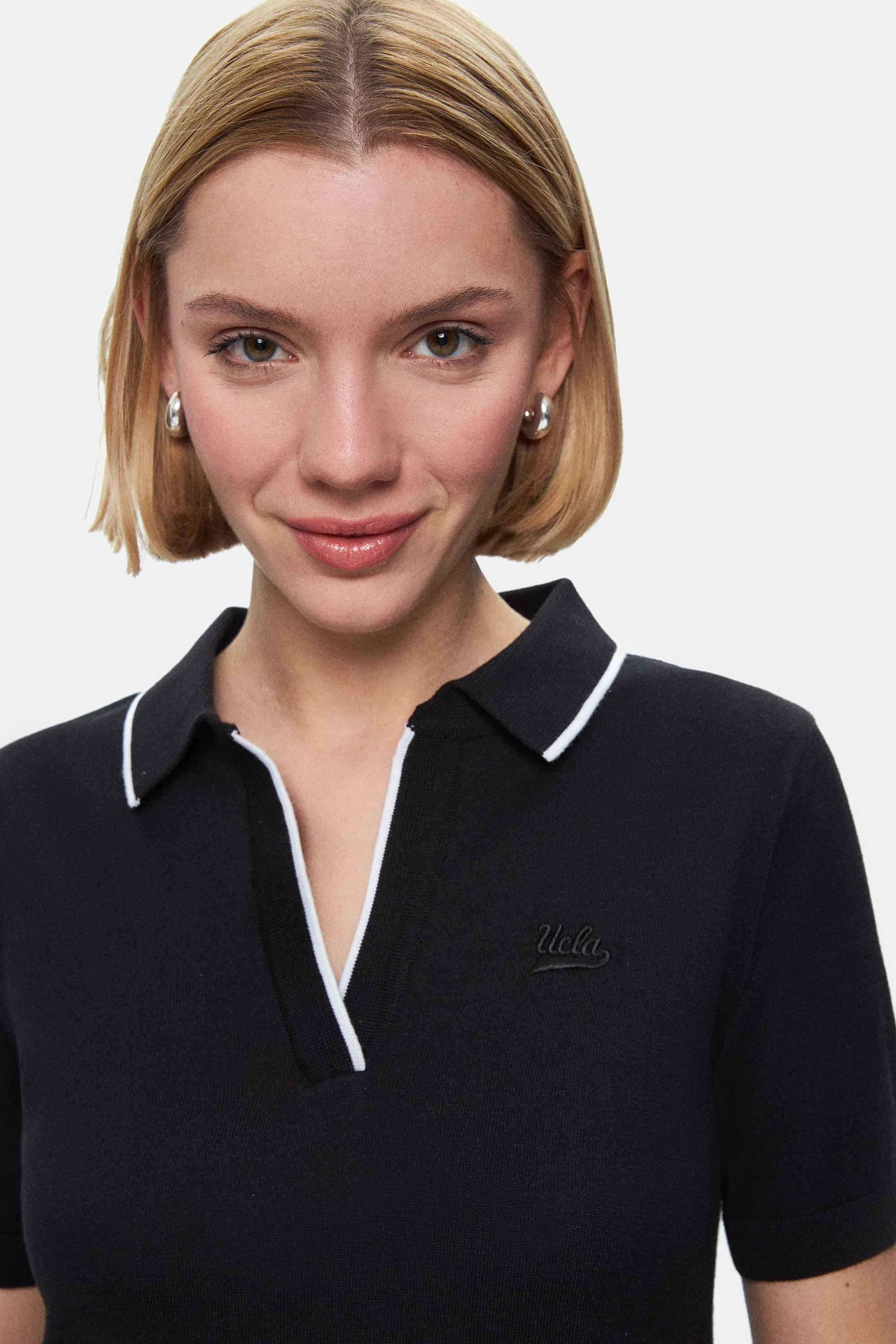 SASHA Siyah Polo Yaka Triko Nakışlı Standard Fit Kadın Tshirt
