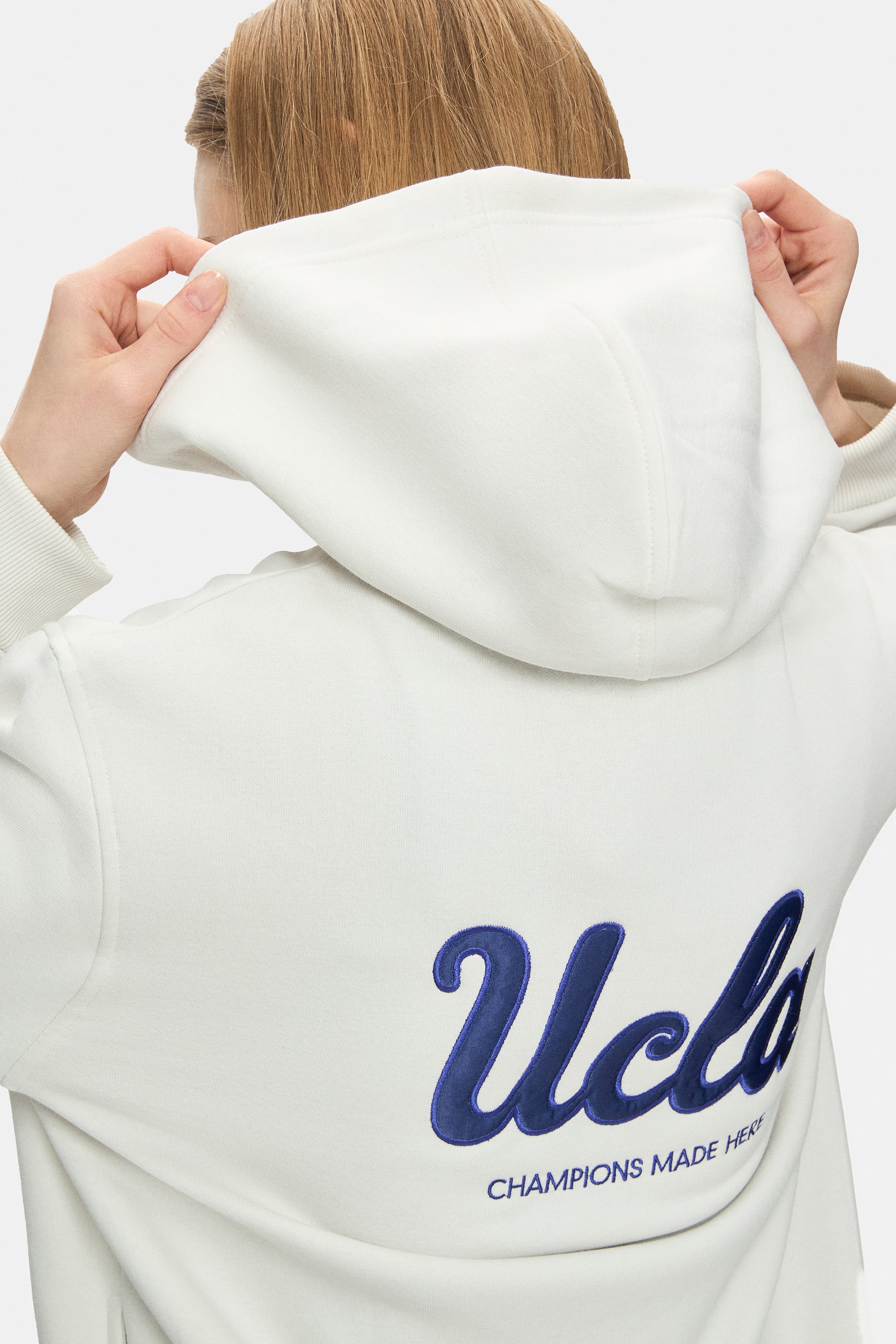 ESTHER Kemik Rengi Fermuarlı ve Cepli Nakışlı Loose Fit Kadın Sweatshirt