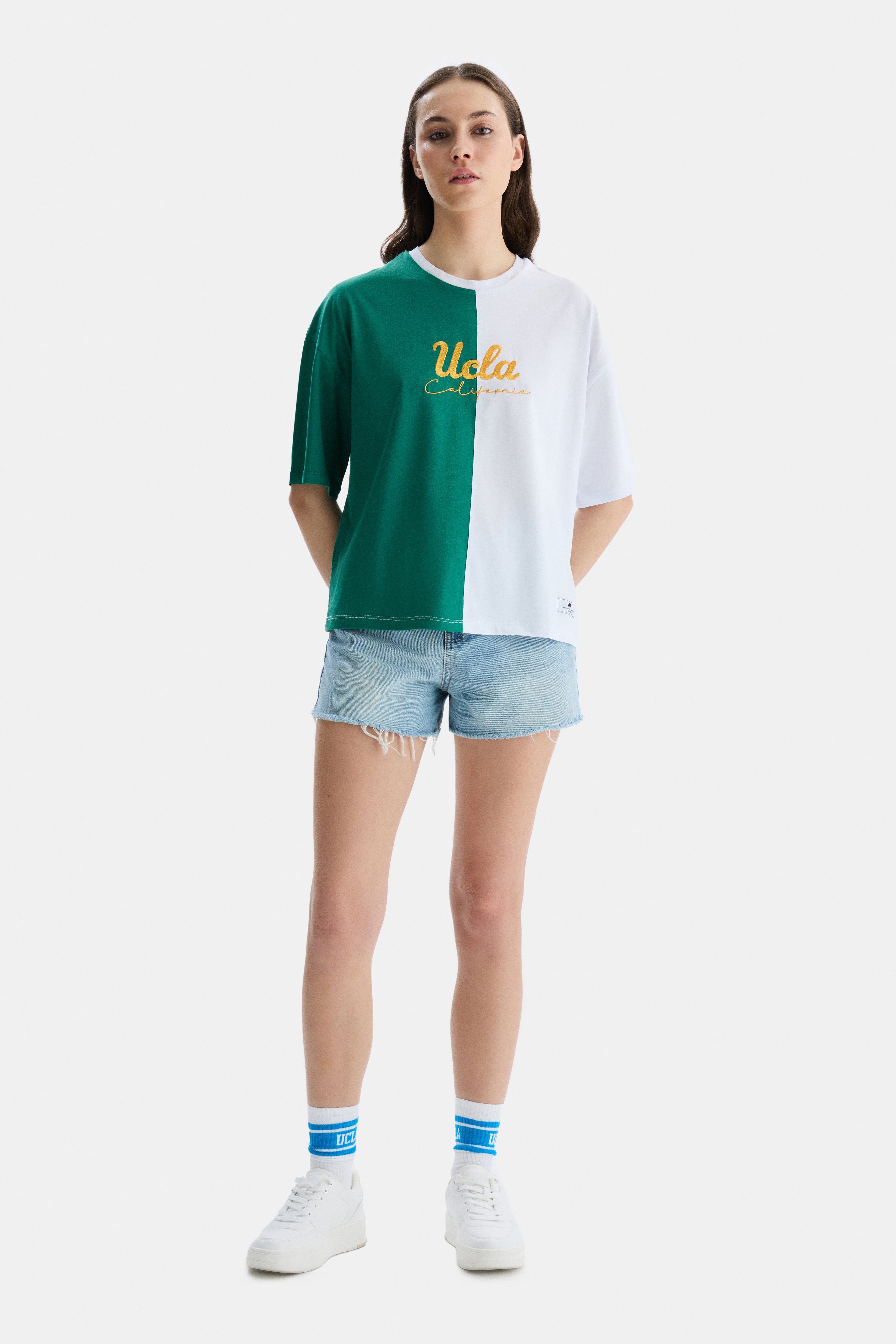 FELIZ Yeşil Bisiklet Yaka Nakışlı Oversize Kadın Tshirt