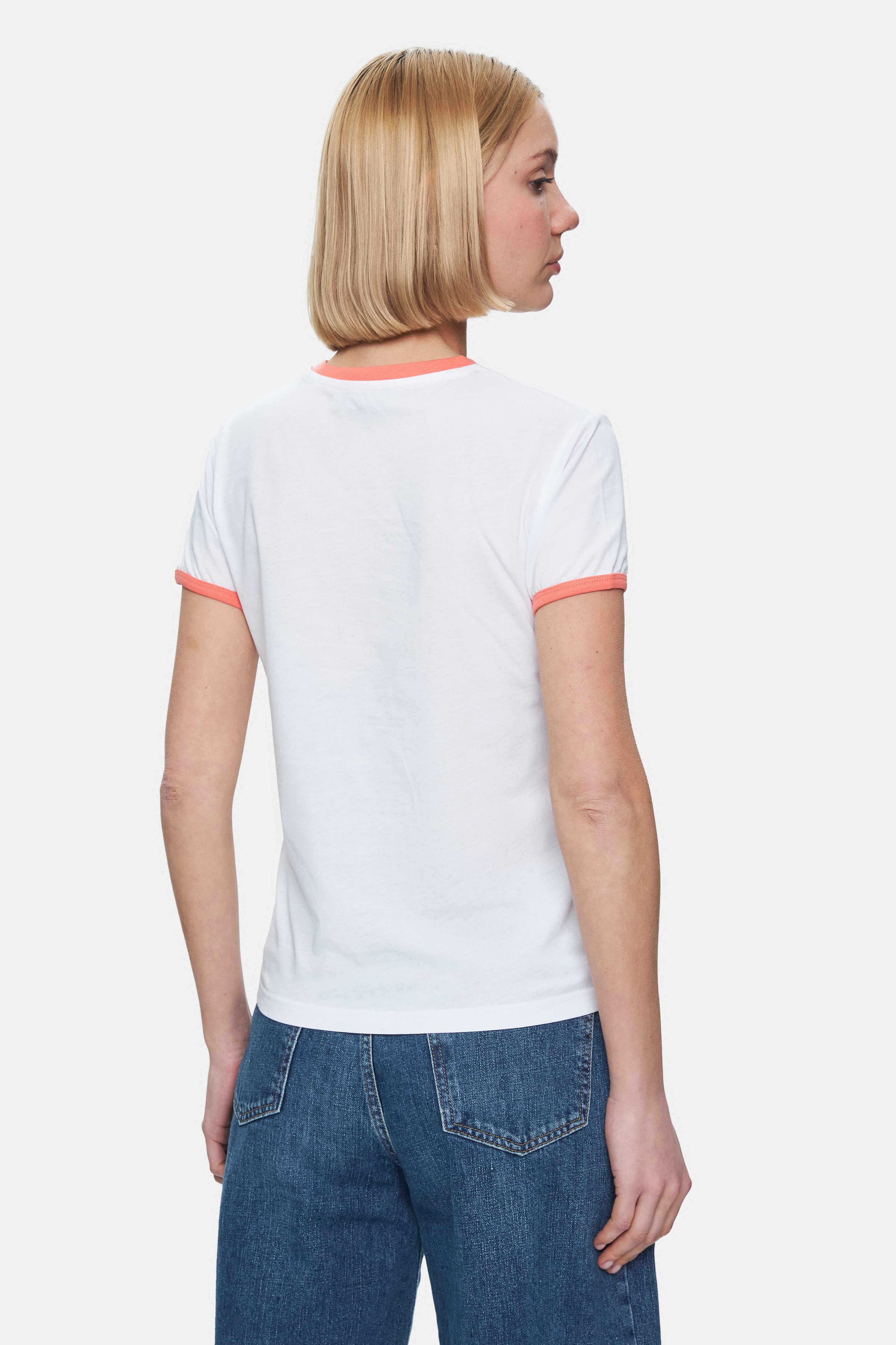 SAVANNAH Beyaz Bisiklet Yaka Baskılı Standard Fit Kadın Tshirt