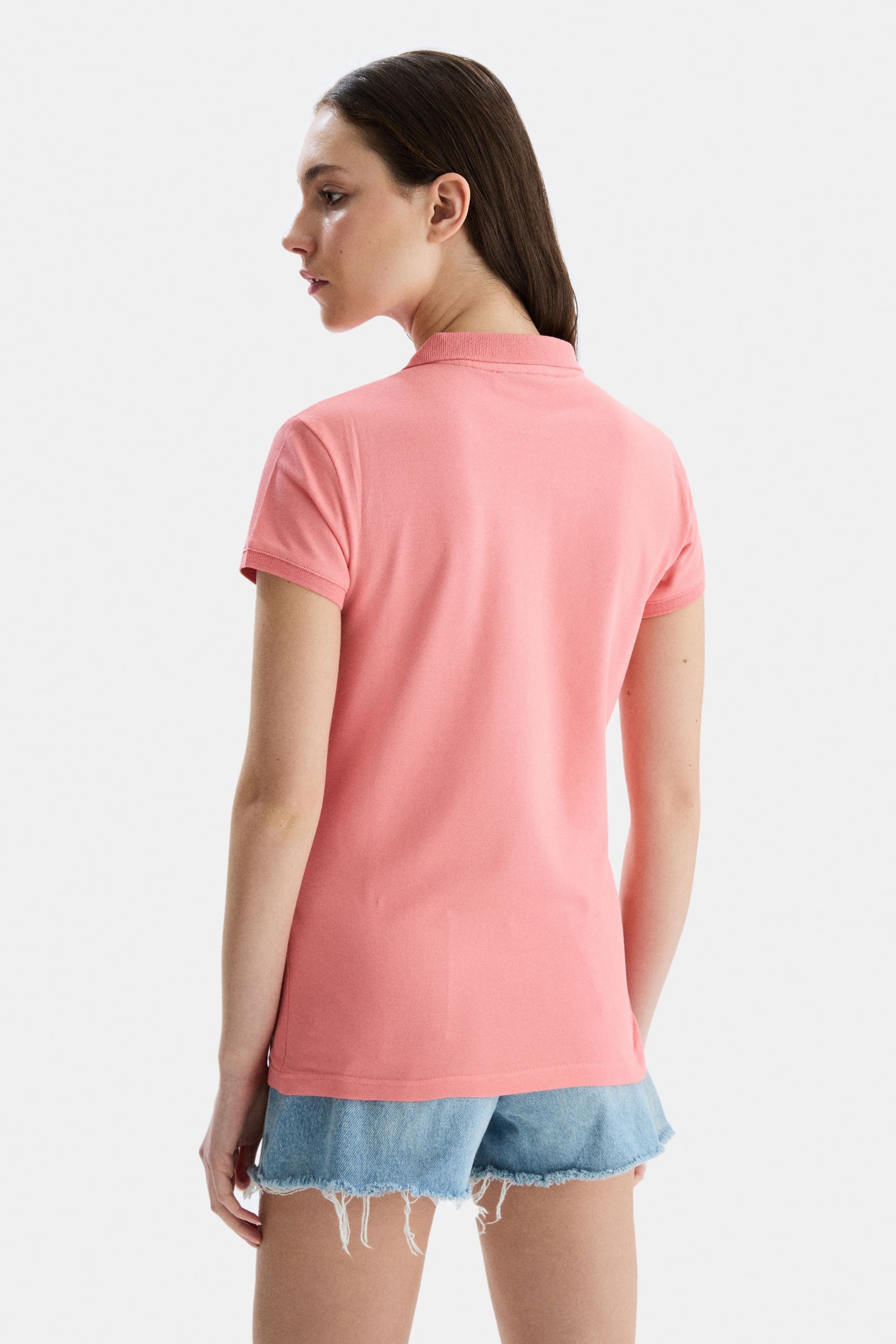 SHAVER Pembe Polo Yaka Nakışlı Standard Fit Kadın Tshirt