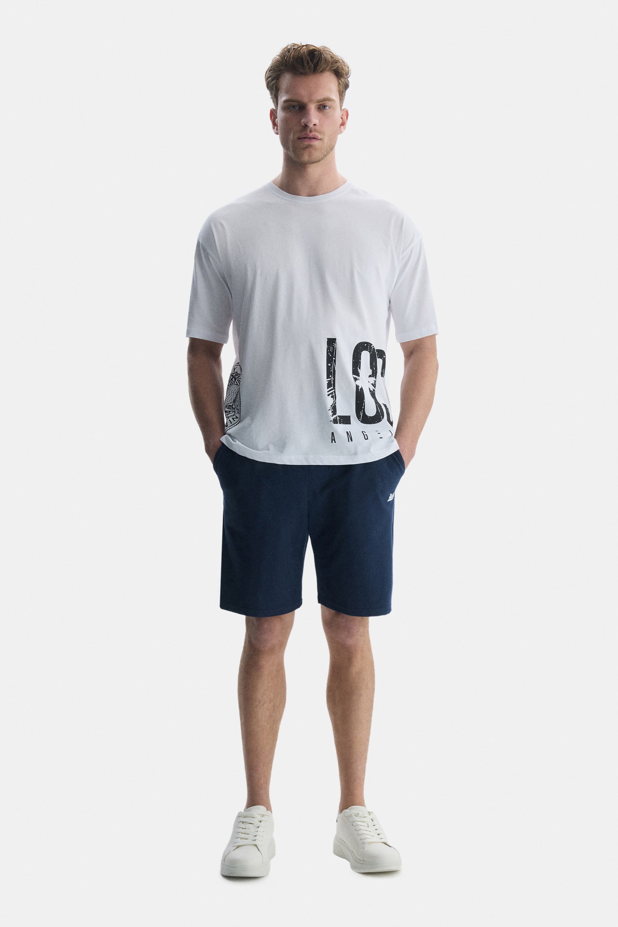 IGNISO Beyaz Bisiklet Yaka Baskılı Oversize Erkek Tshirt