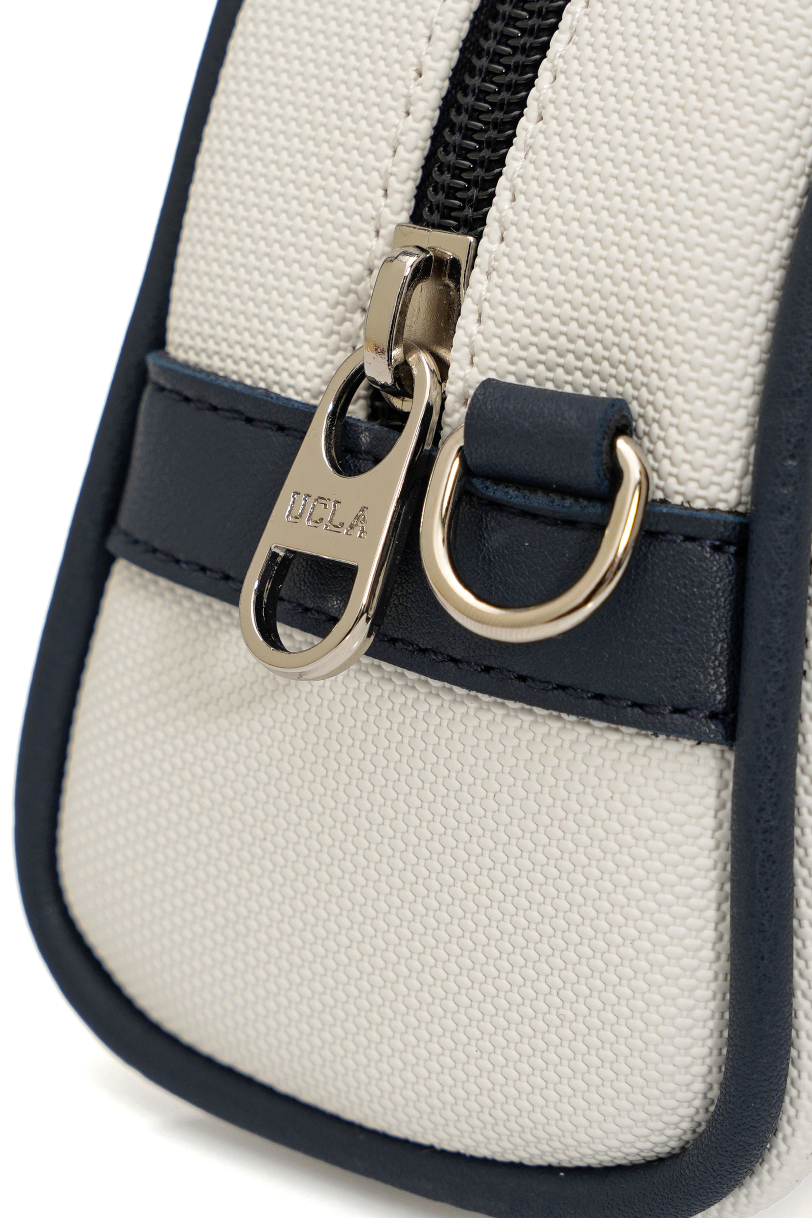 FLORENCE Beyaz Suni Deri Bowling Çanta - Kadın Çanta