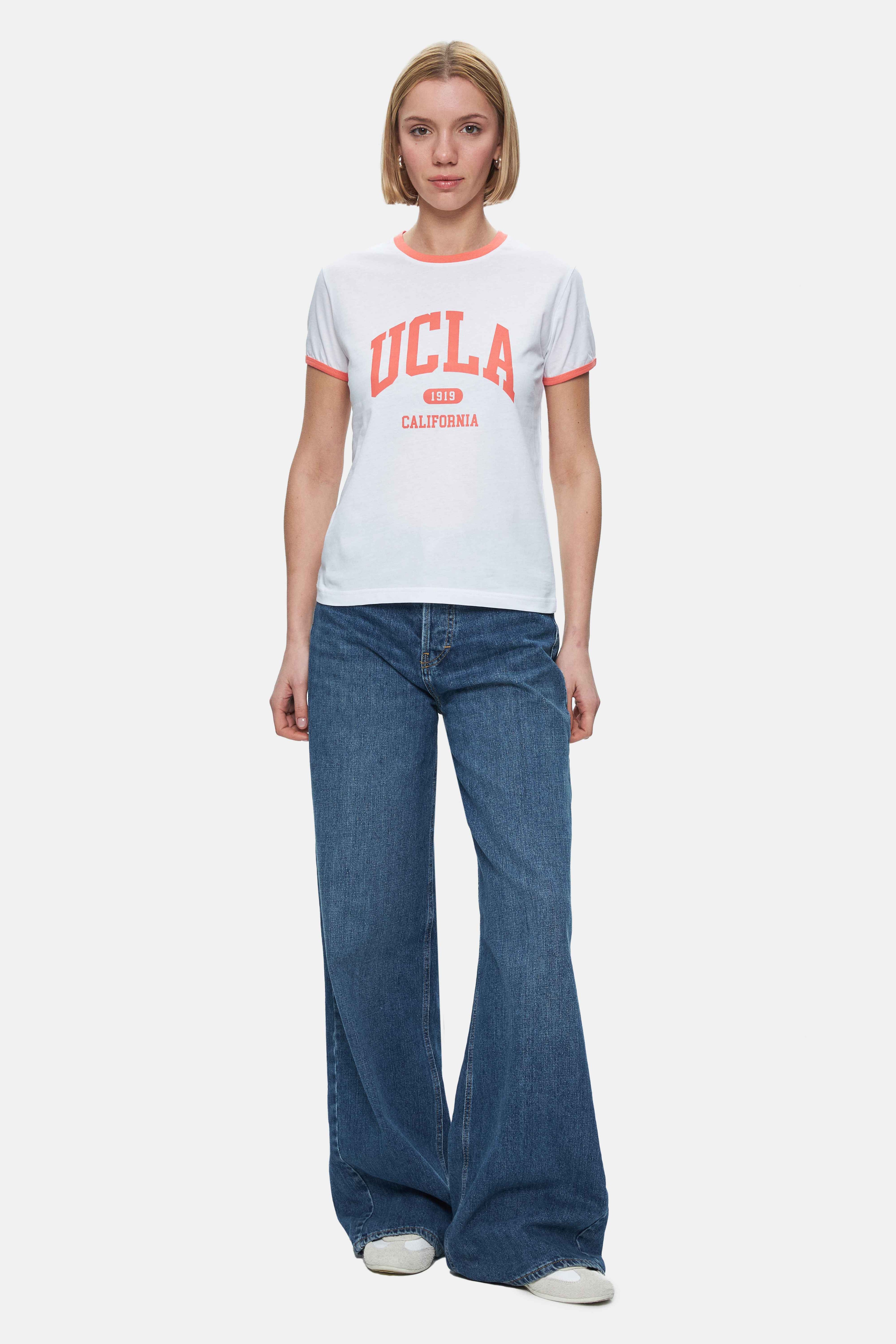 SAVANNAH Beyaz Bisiklet Yaka Baskılı Standard Fit Kadın Tshirt