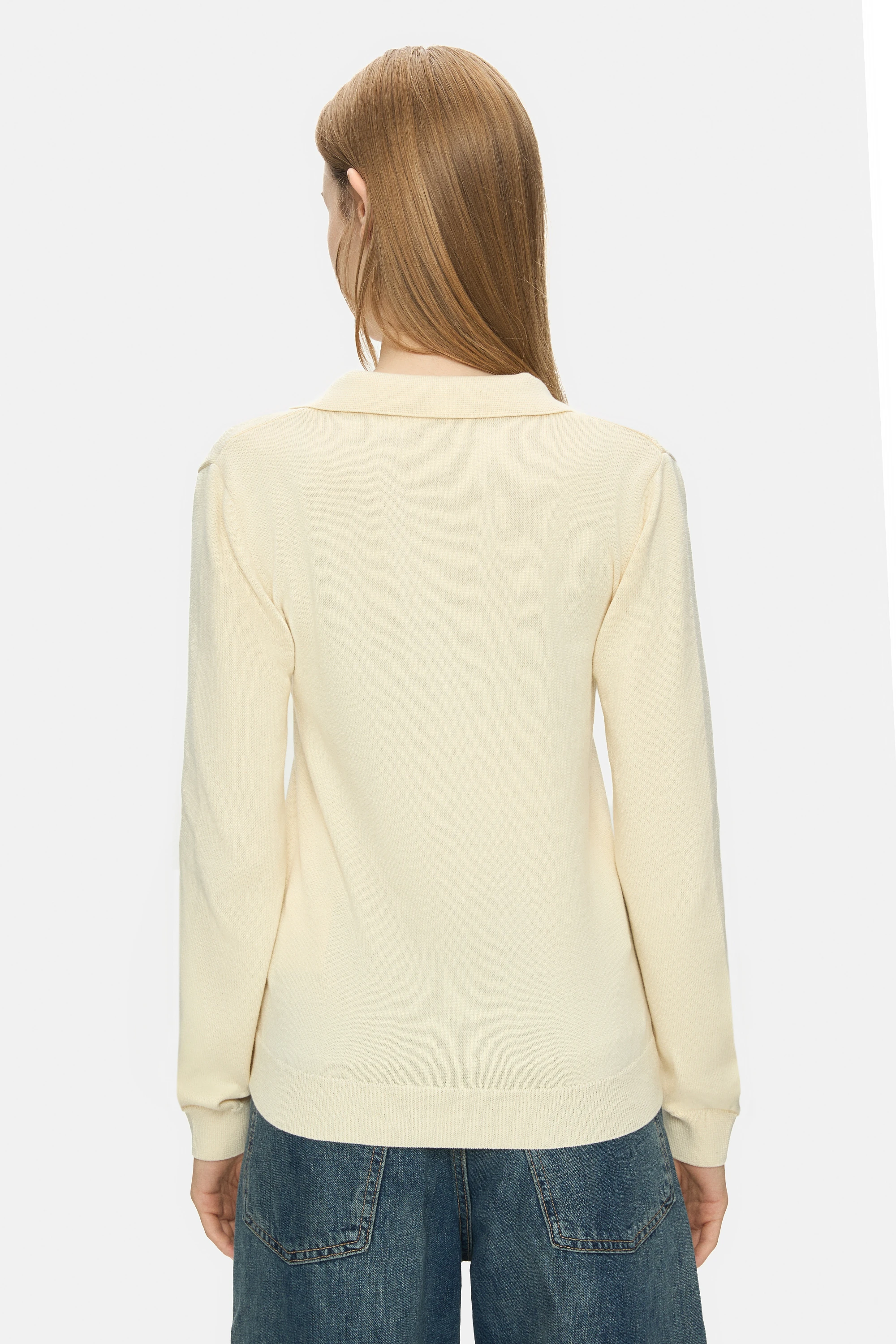 IRENE Kemik Rengi Polo Yaka Triko Metal Logolu Standard Fit Kadın Triko