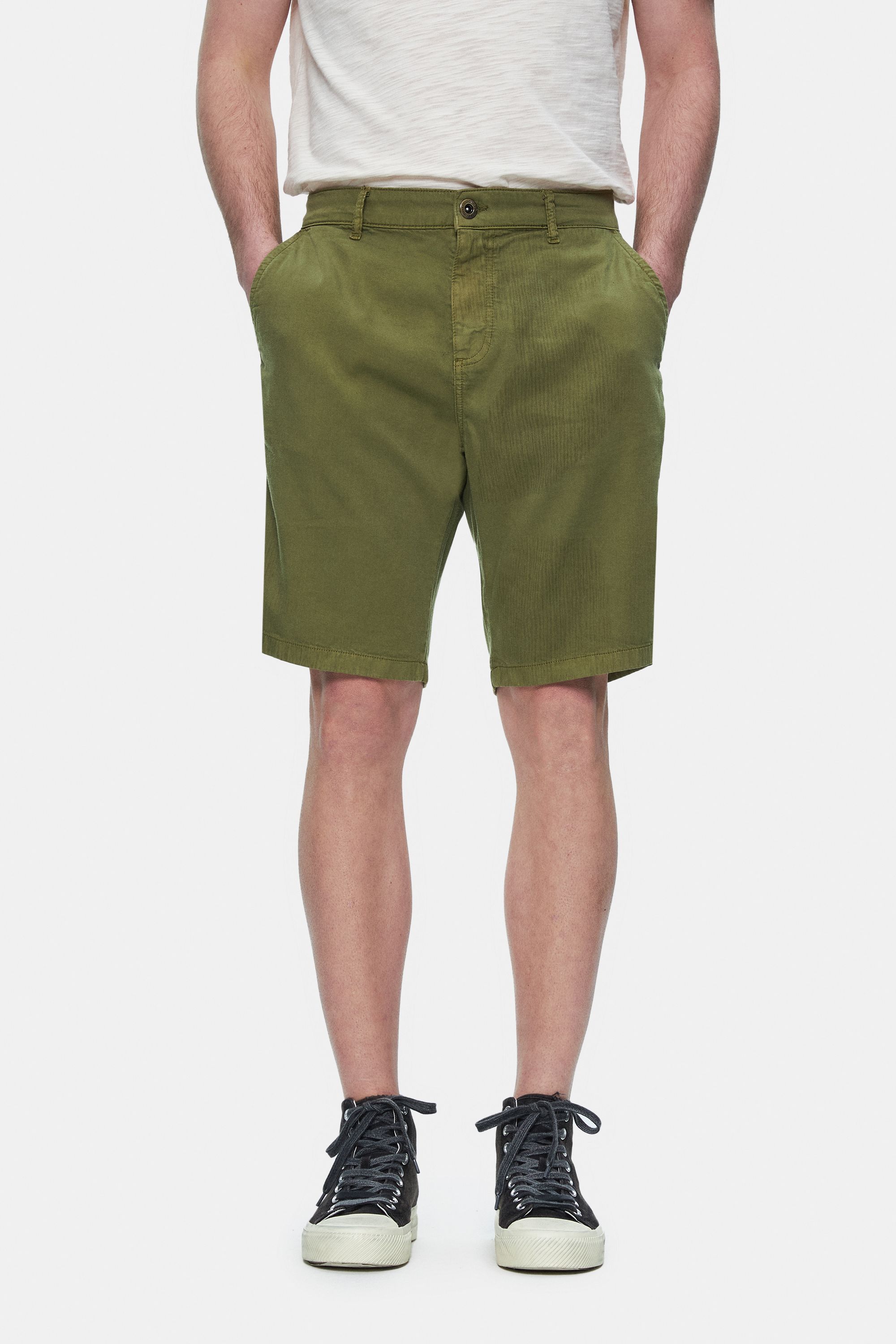 VALOR Koyu Yeşil Gabardin Nakışlı Standard Fit Erkek Şort