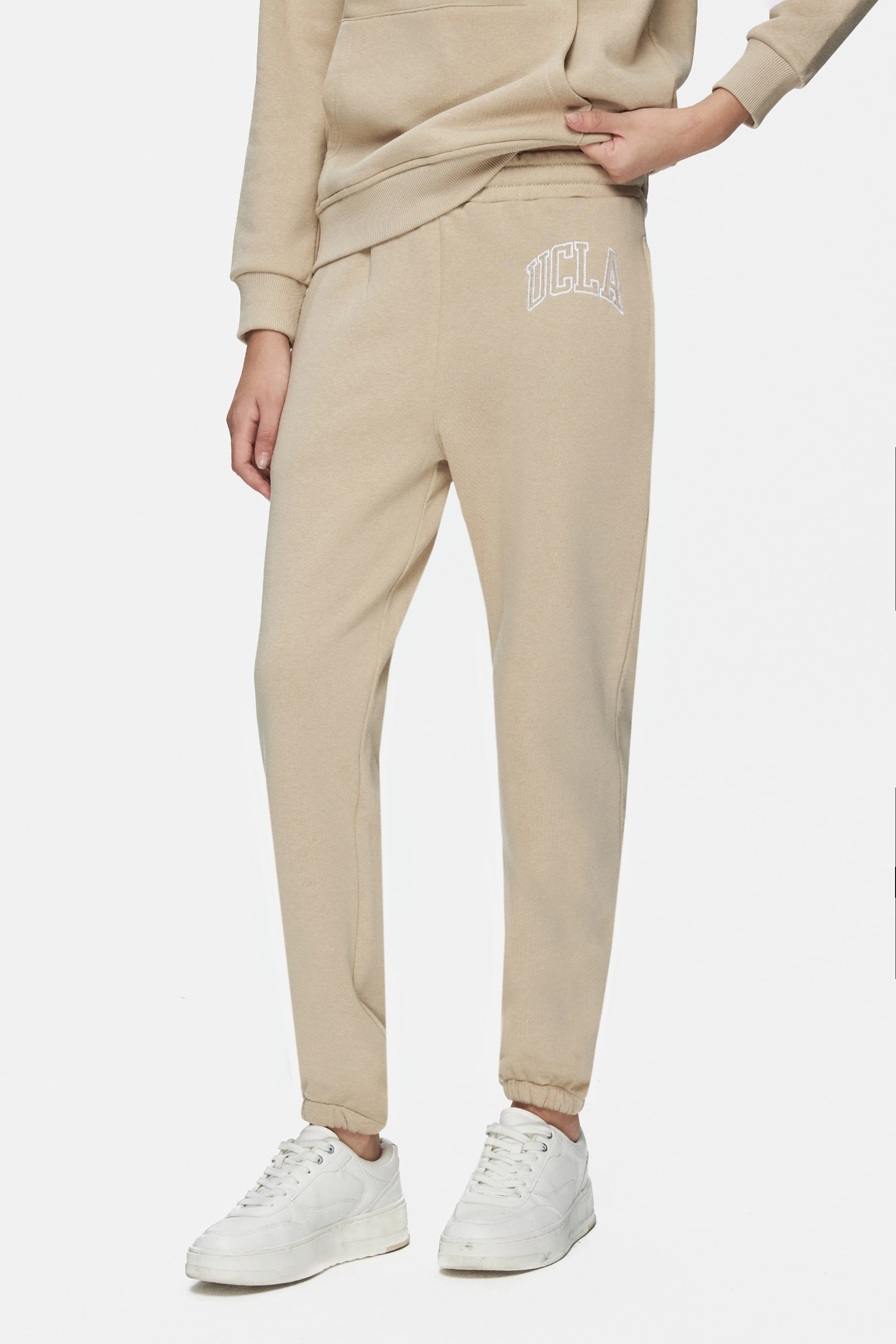 JULES Koyu Bej Rahat Paça Nakışlı Şardonlu Standard Fit Kadın Eşofman Altı