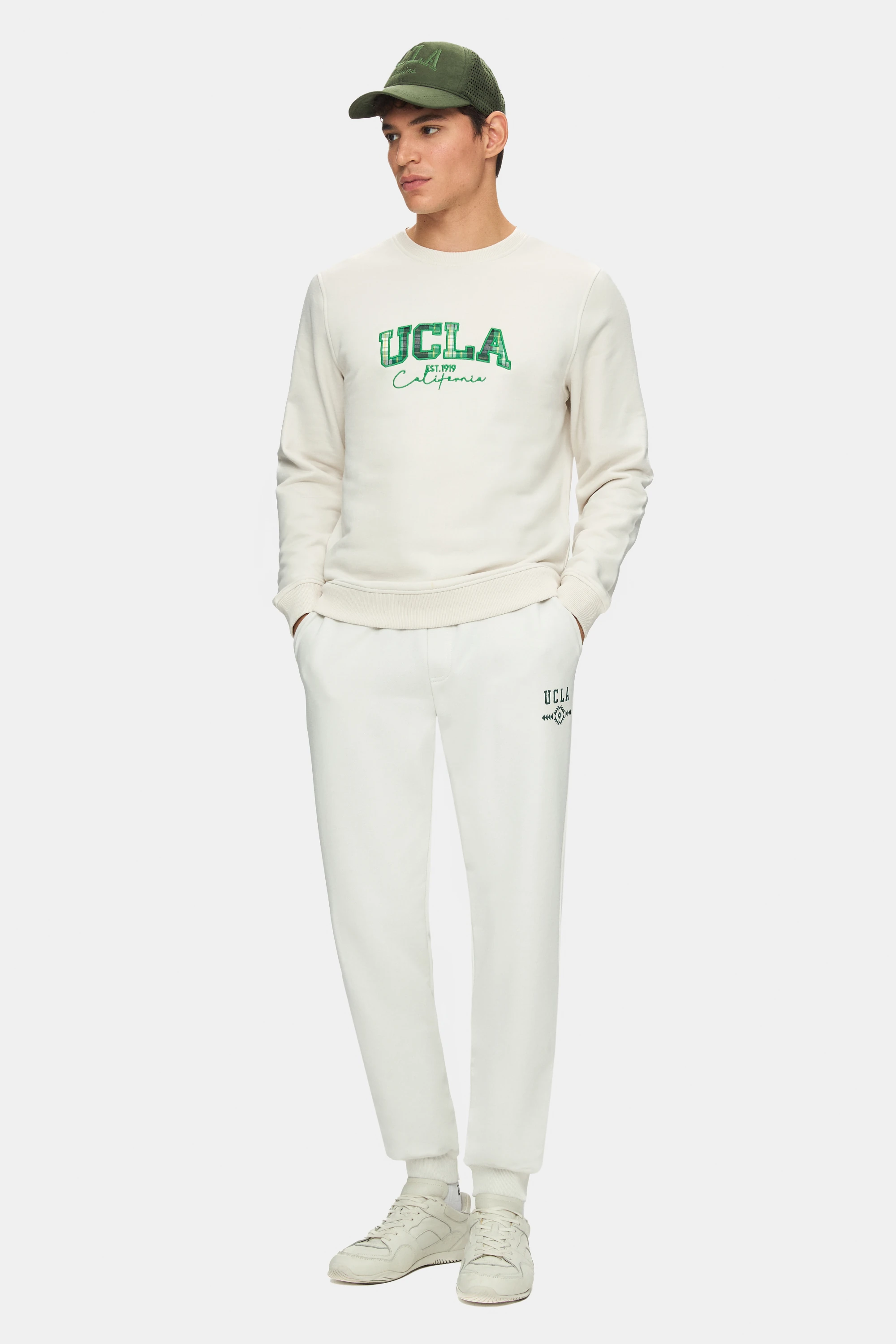 MATTY Kemik Rengi Bisiklet Yaka Ekose Nakışlı Standart Fit Erkek Sweatshirt