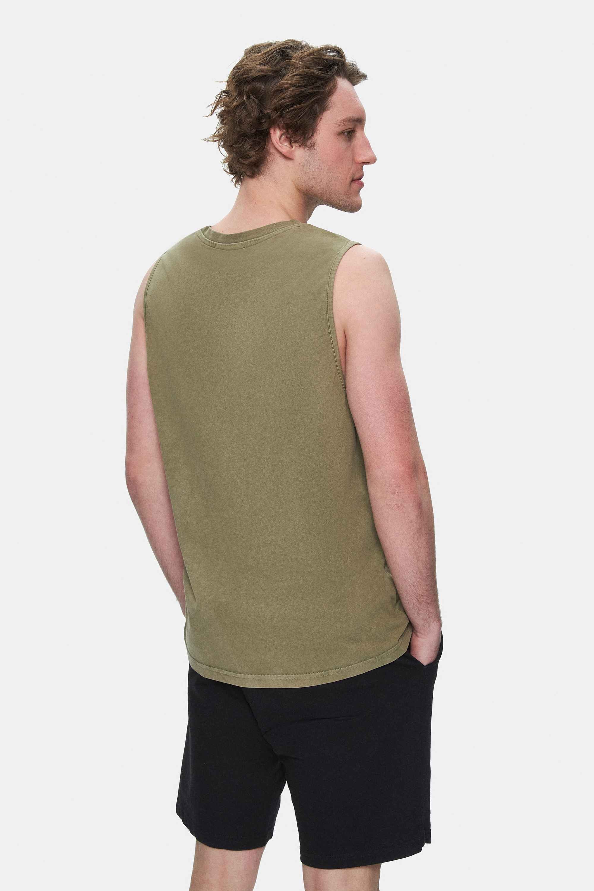 ELTON Koyu Haki Bisiklet Yaka Sıfır Kol Yıkamalı Baskılı Oversize Erkek Tshirt
