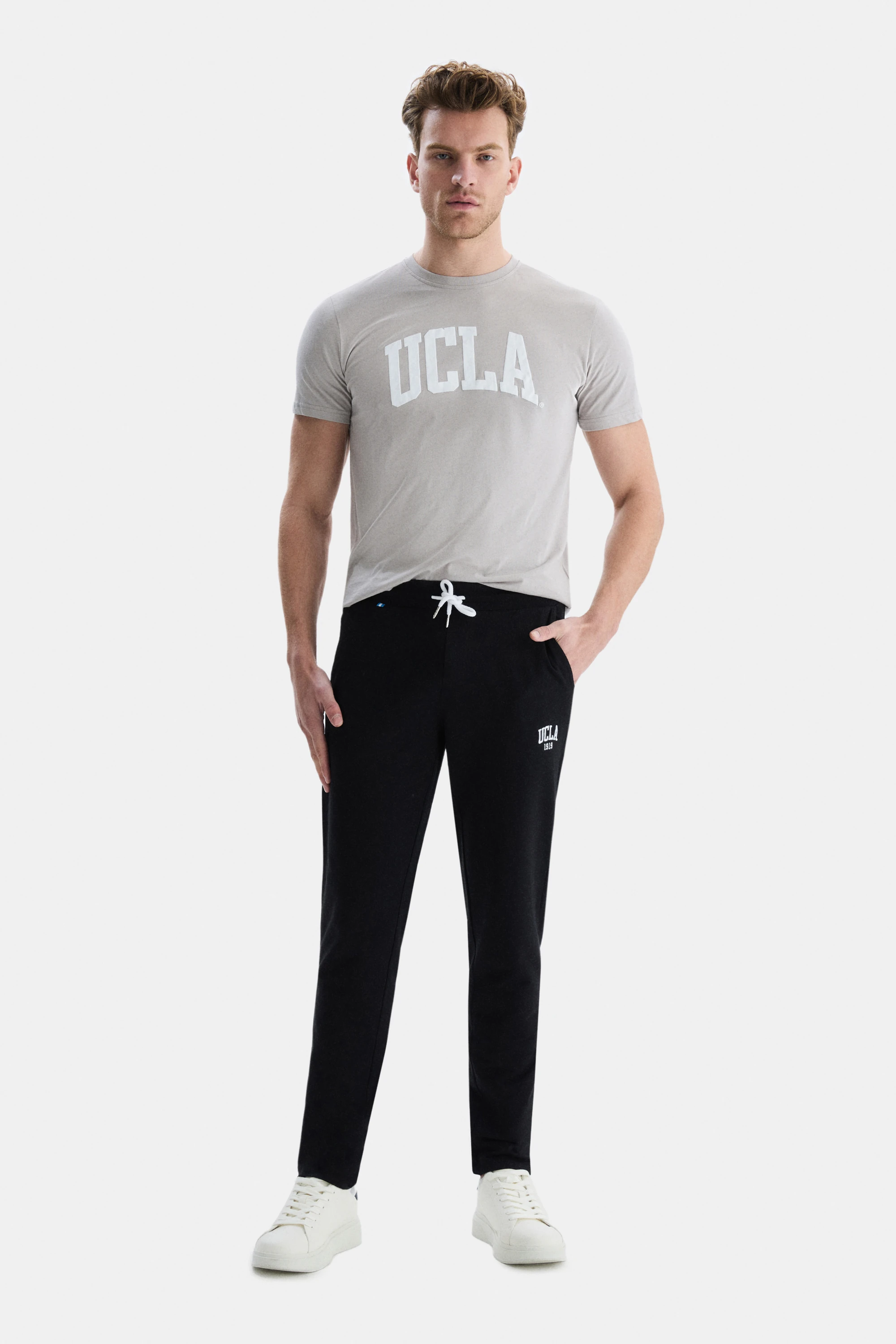 CONNOR Siyah Eşofman Altı Nakışlı Standard Fit Erkek Eşofman Altı