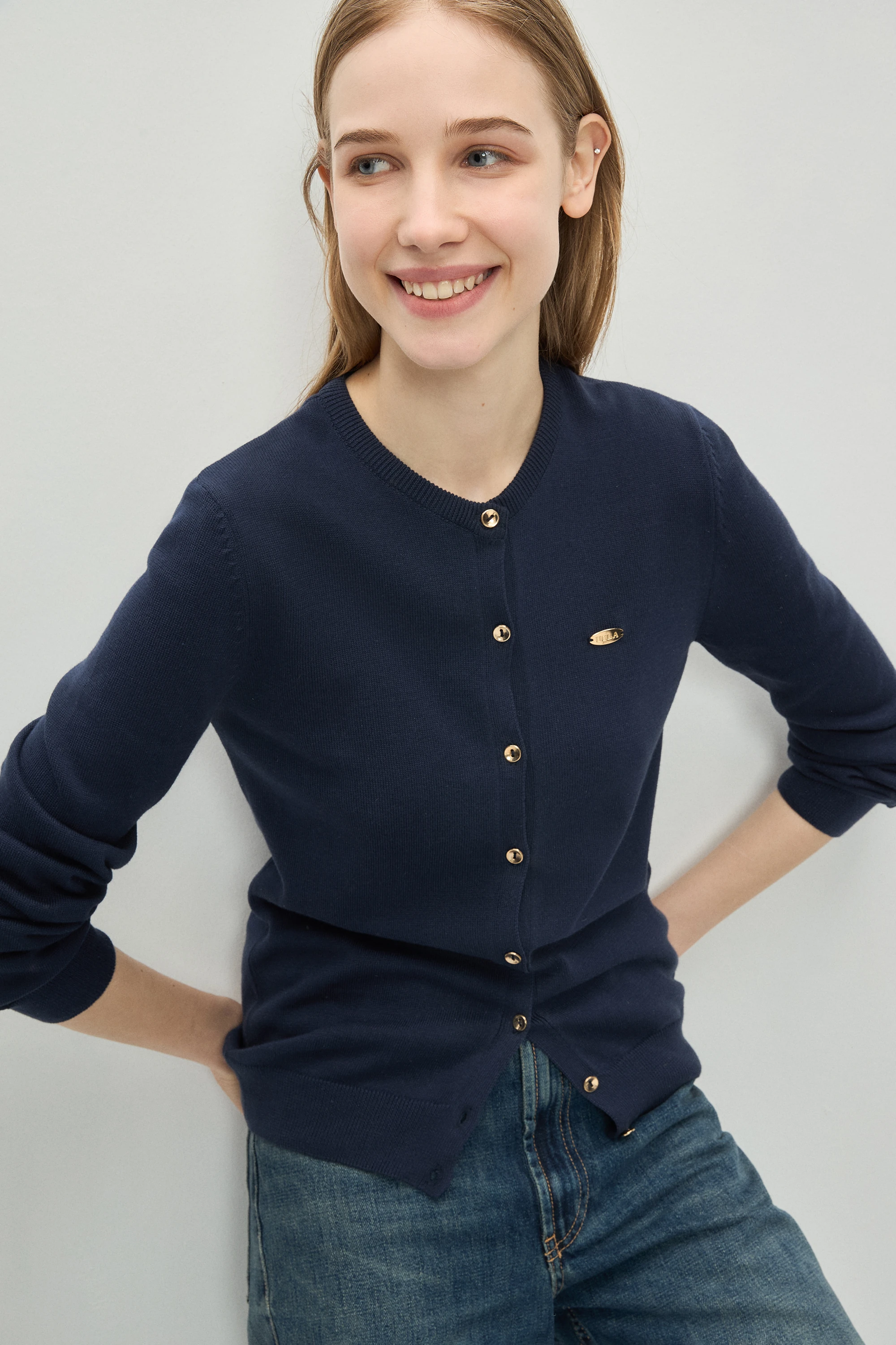 NOVA Lacivert Bisiklet Yaka Metal Logololu Standard Fit Kadın Hırka