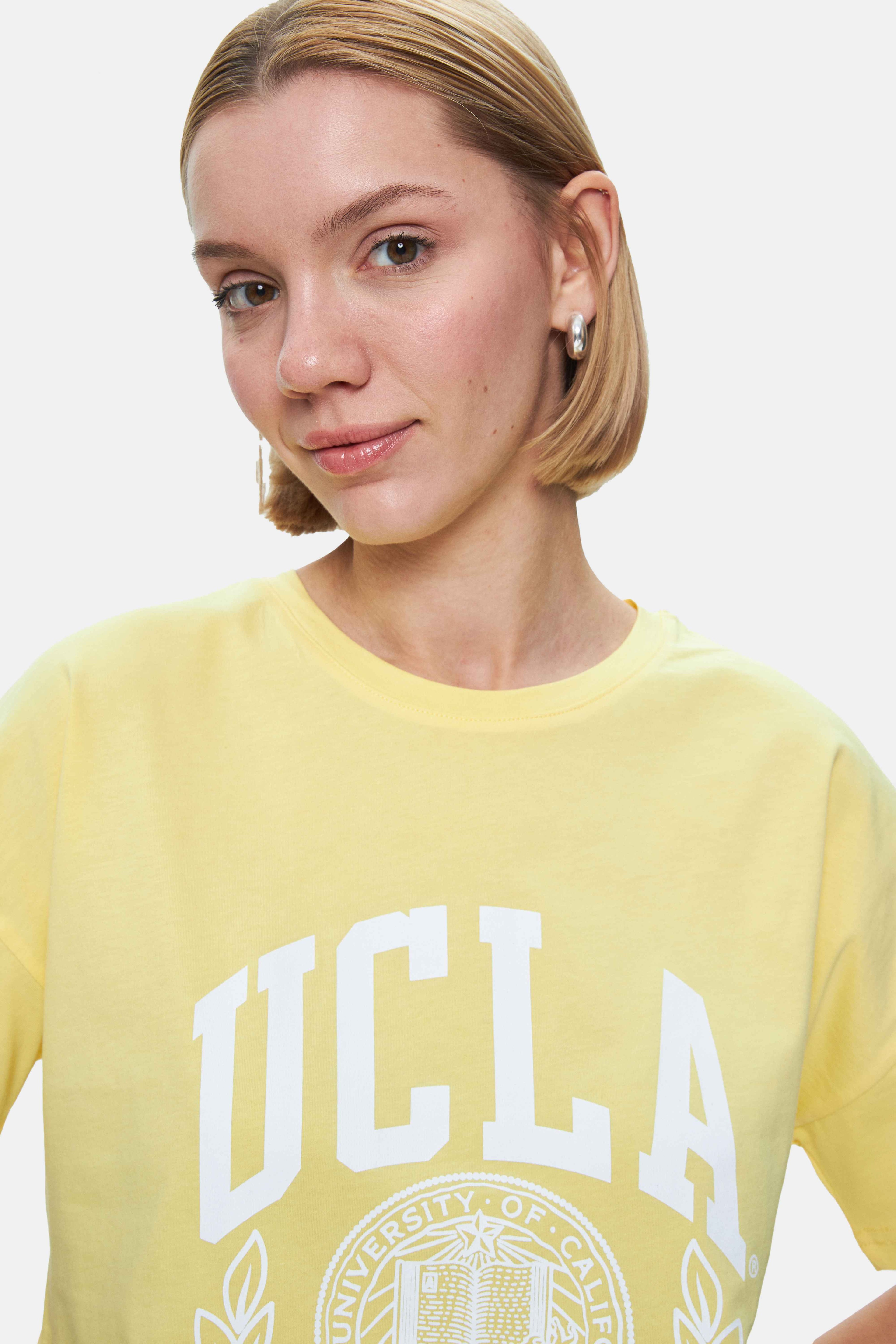 AVALON Açık Sarı Bisiklet Yaka Baskılı Oversize Kadın Tshirt