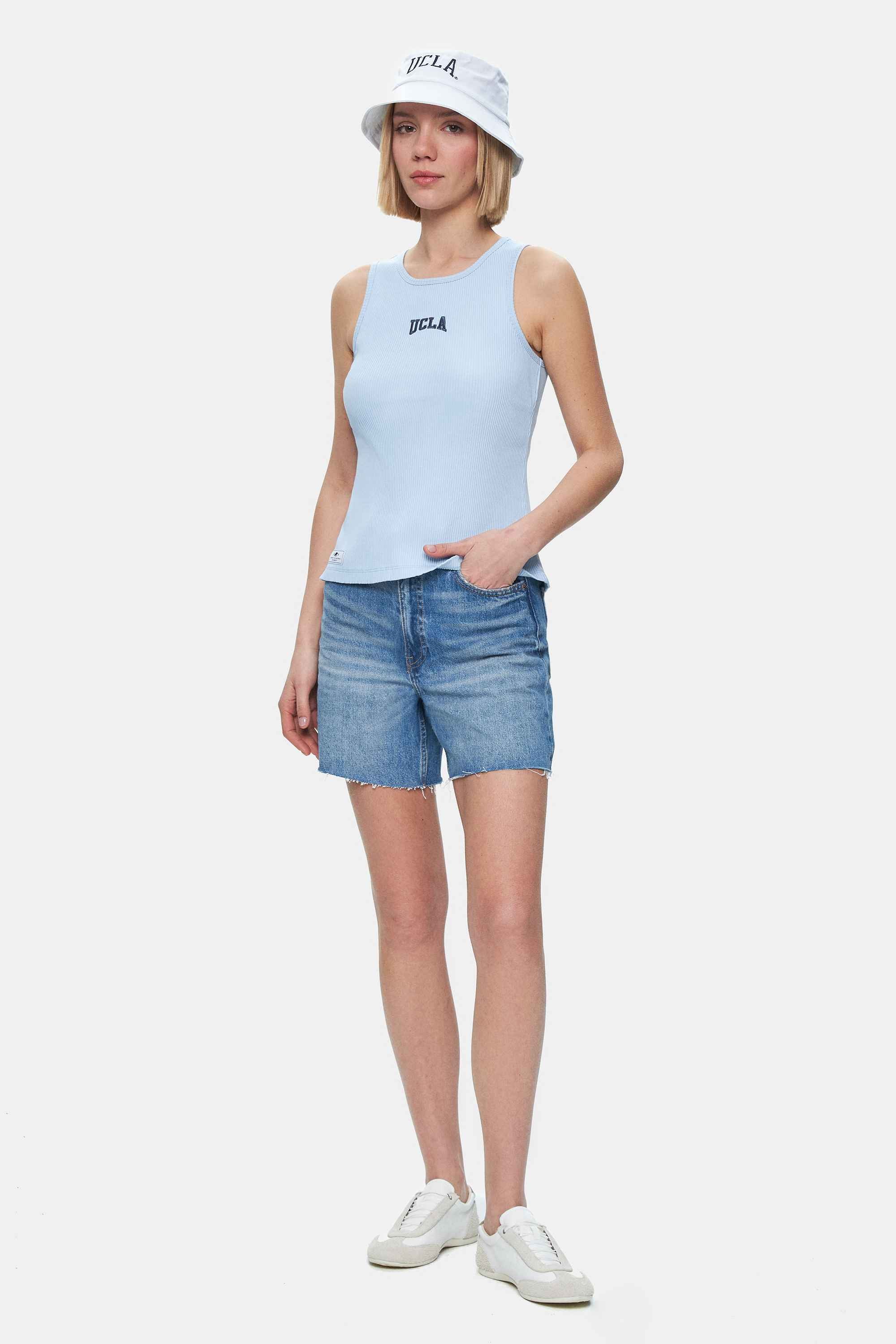 SALINAS Gök Mavi Sıfır Kol Nakışlı Standard Fit Kadın Tshirt