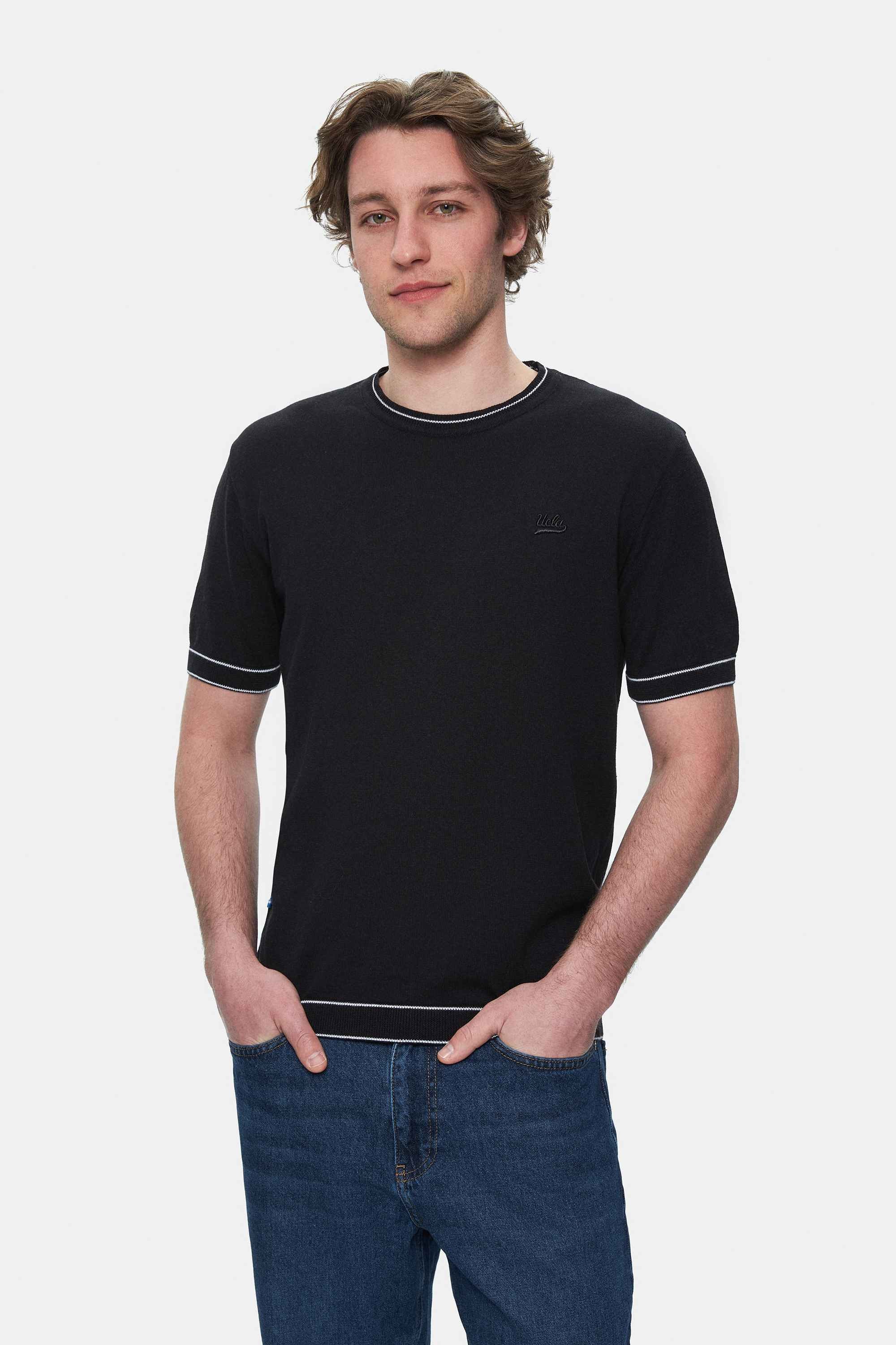 FARED Siyah Bisiklet Yaka Triko Nakışlı Standard Fit Erkek Tshirt