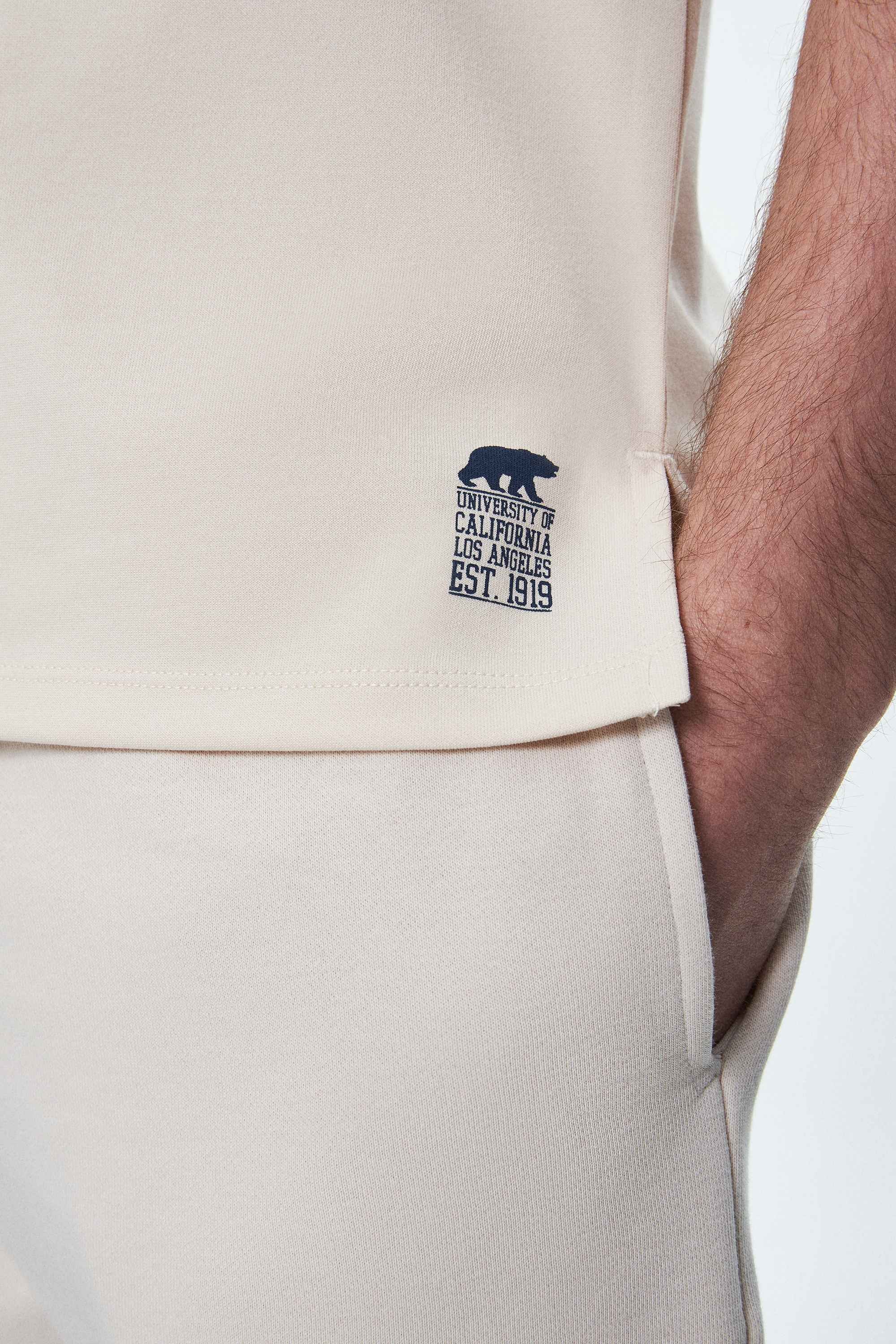 BODHI Kemik Rengi Bisiklet Yaka Sıfır Kol Baskılı Oversize Erkek Tshirt