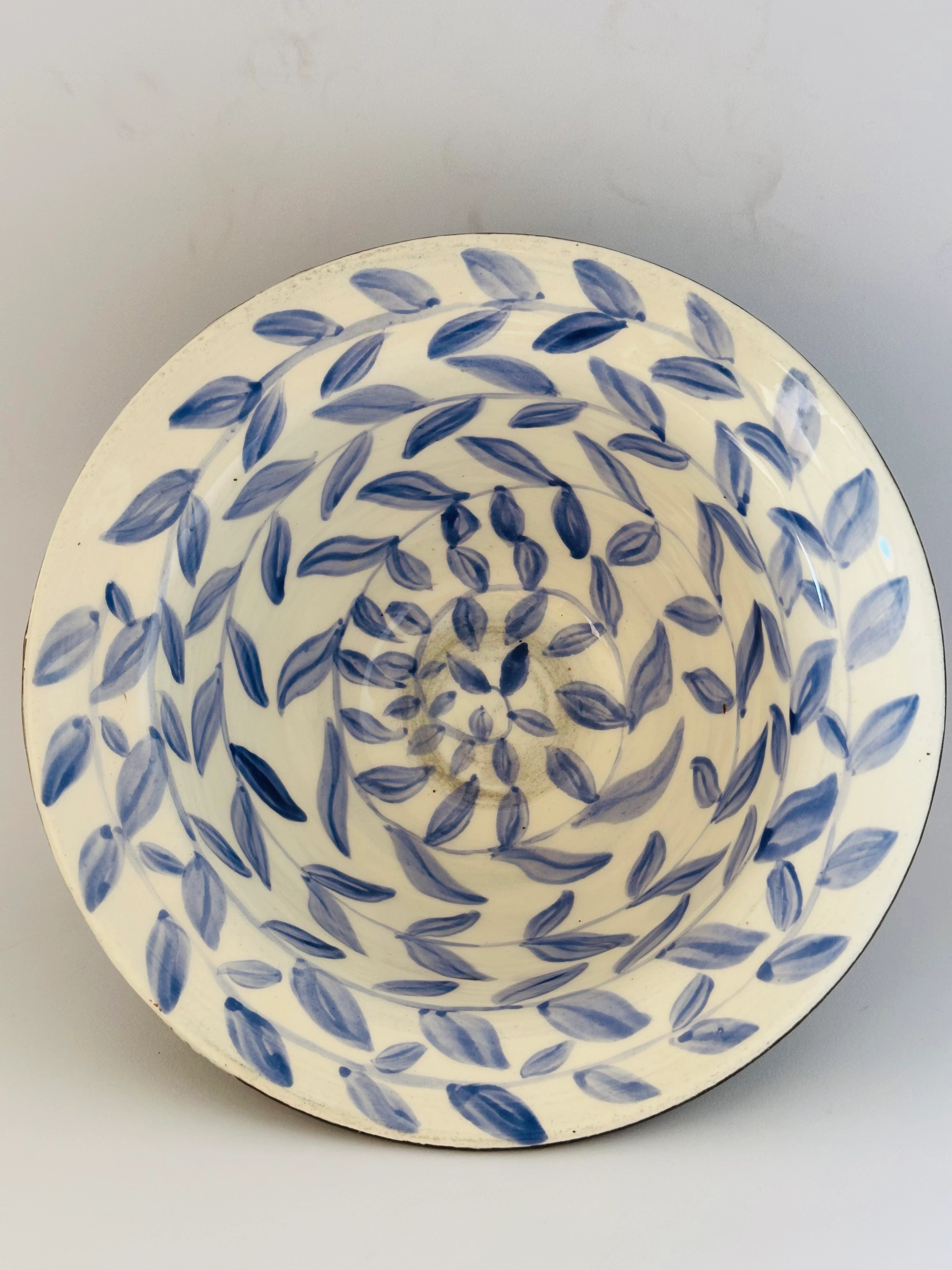 Mavi  Sarmaşık Dekorlu Seramik El Yapımı Kase 