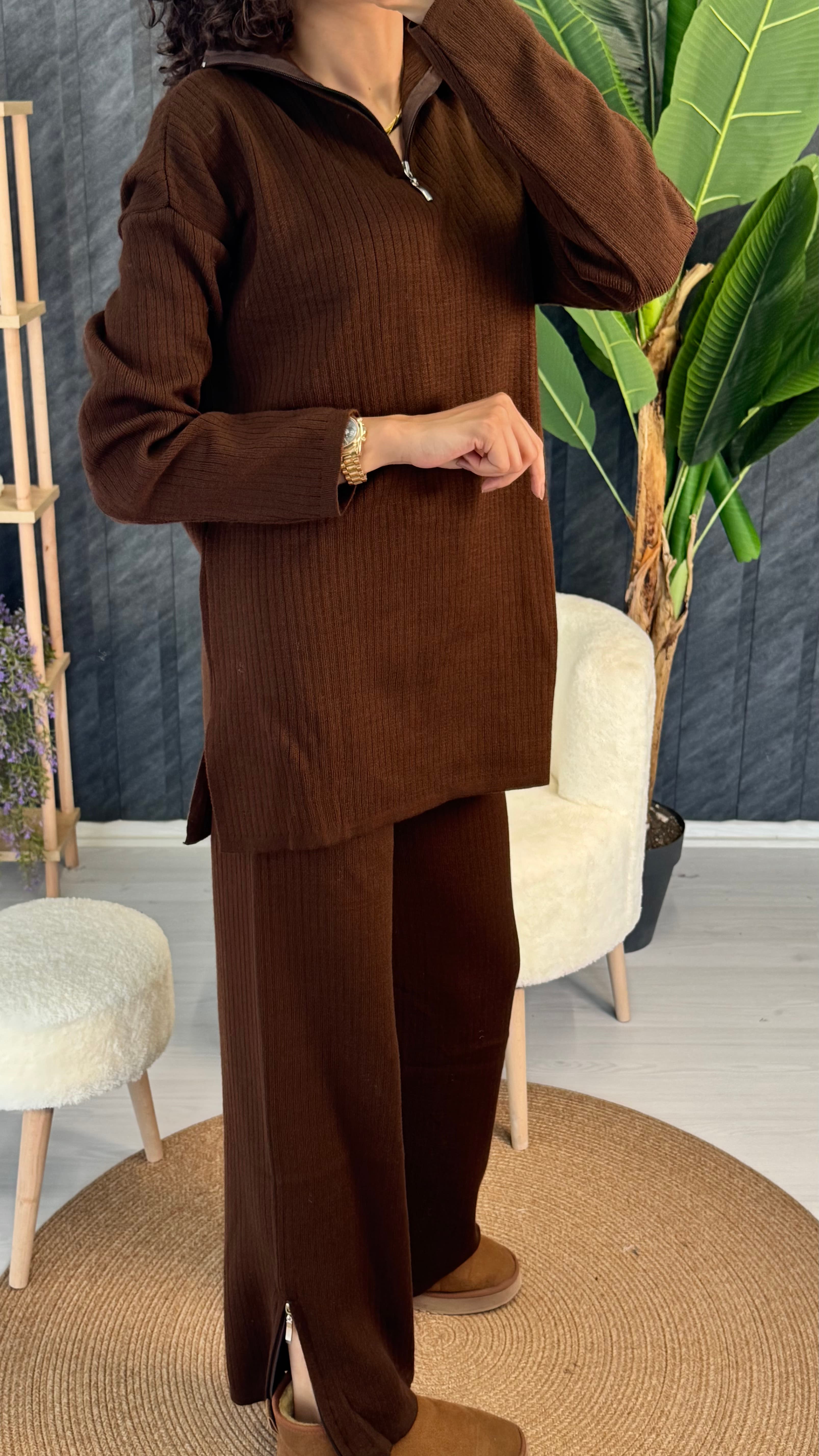 FERMUARLI İKİLİ TRİKO TAKIM