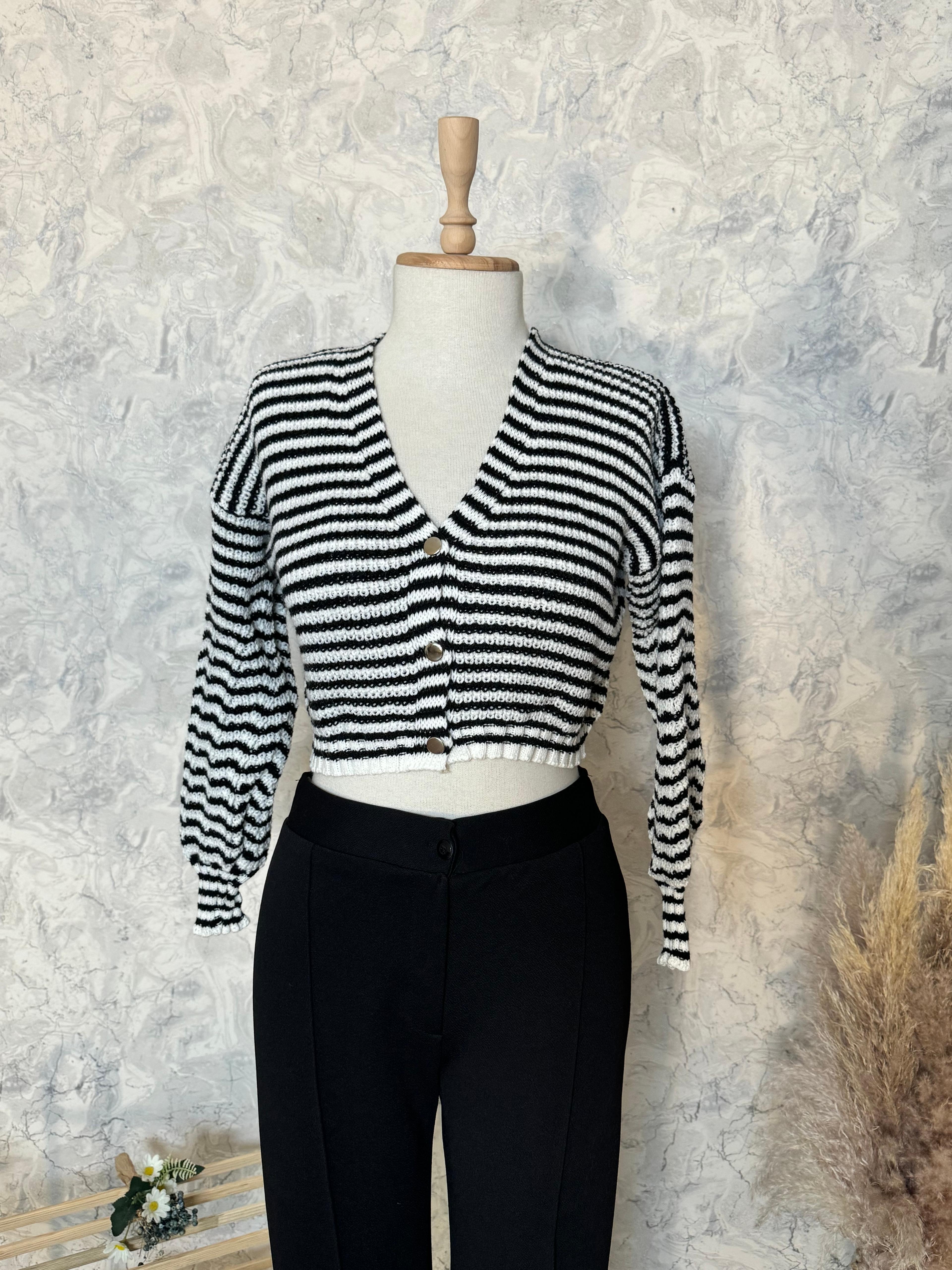 TRİKO CROP HIRKA