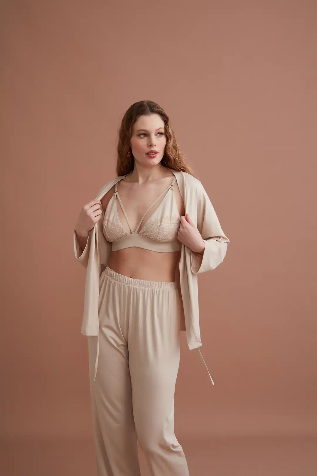 Krem Rengi Bağlama Detaylı Pijama Takımı 5016