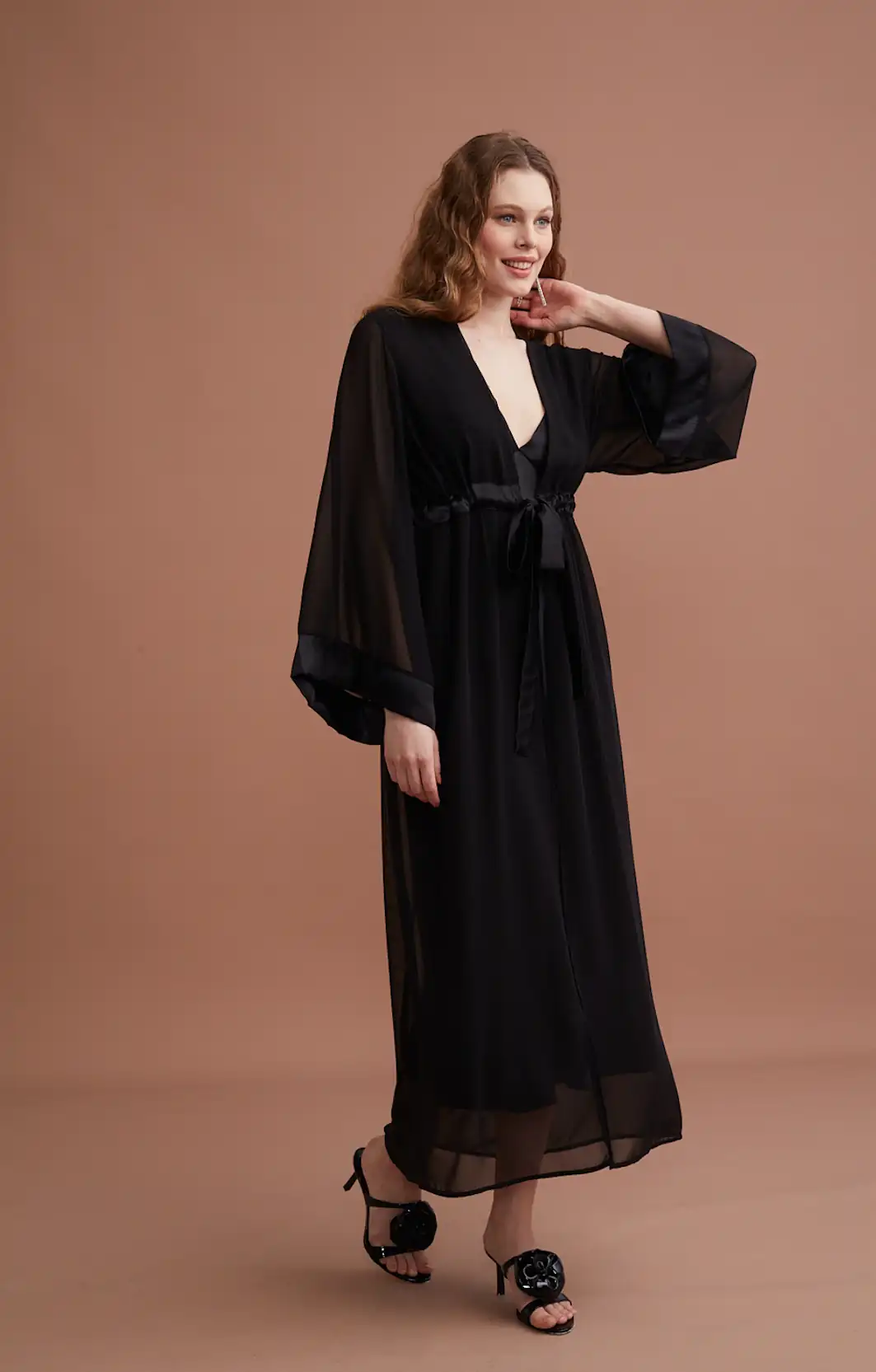 Siyah Gecelik ve Sabahlık Takımı 157