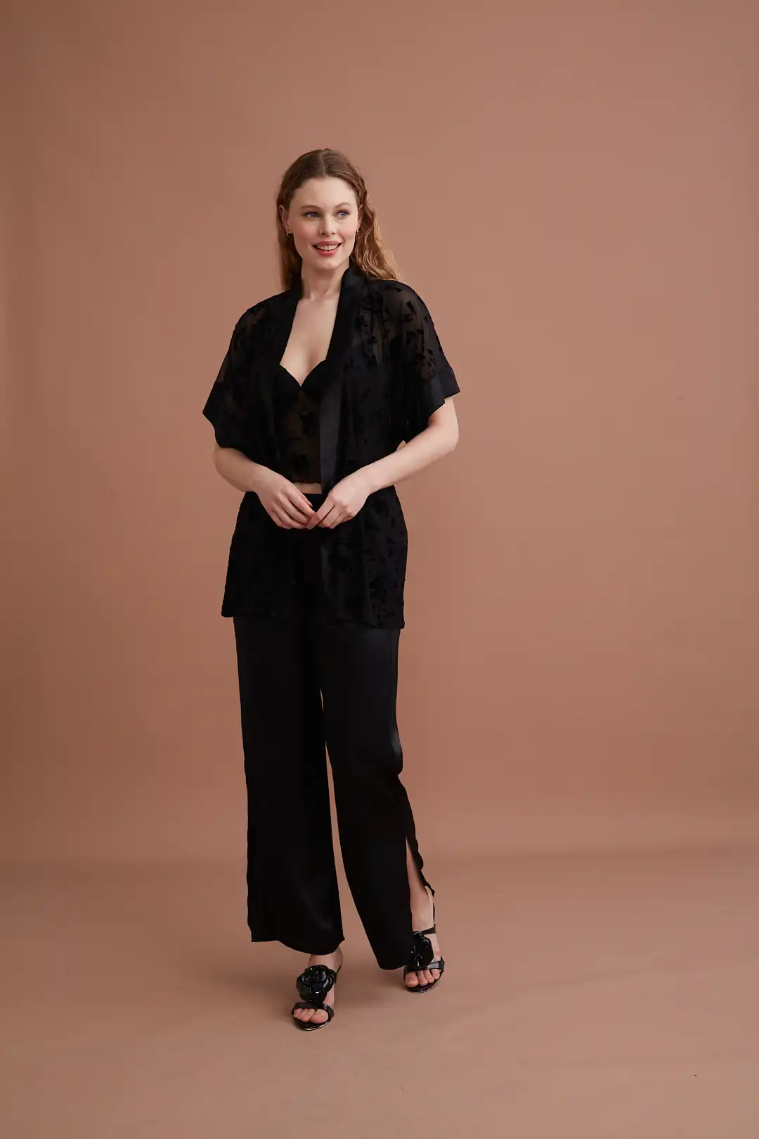 Flok Desenli Pijama Takımı 3015